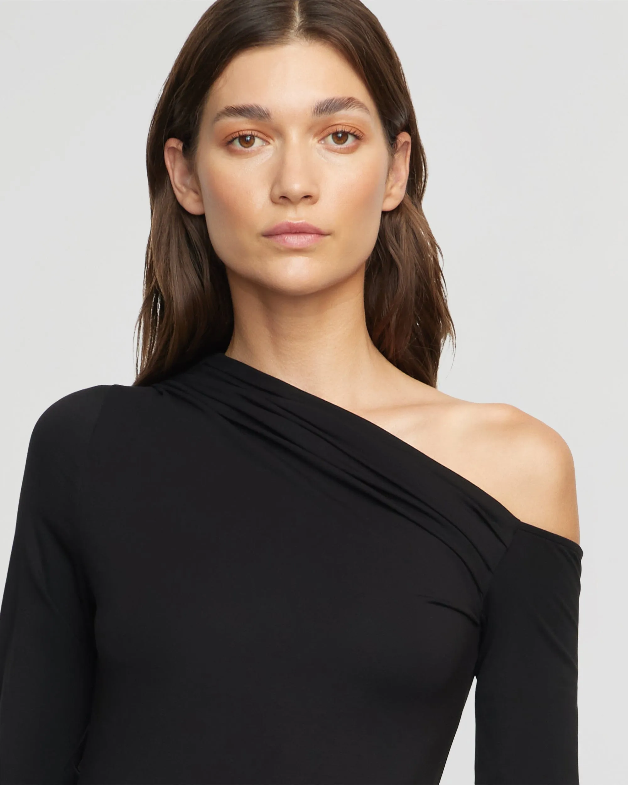 Legend Glow Street Style Alina Off-Shoulder Jersey Dress