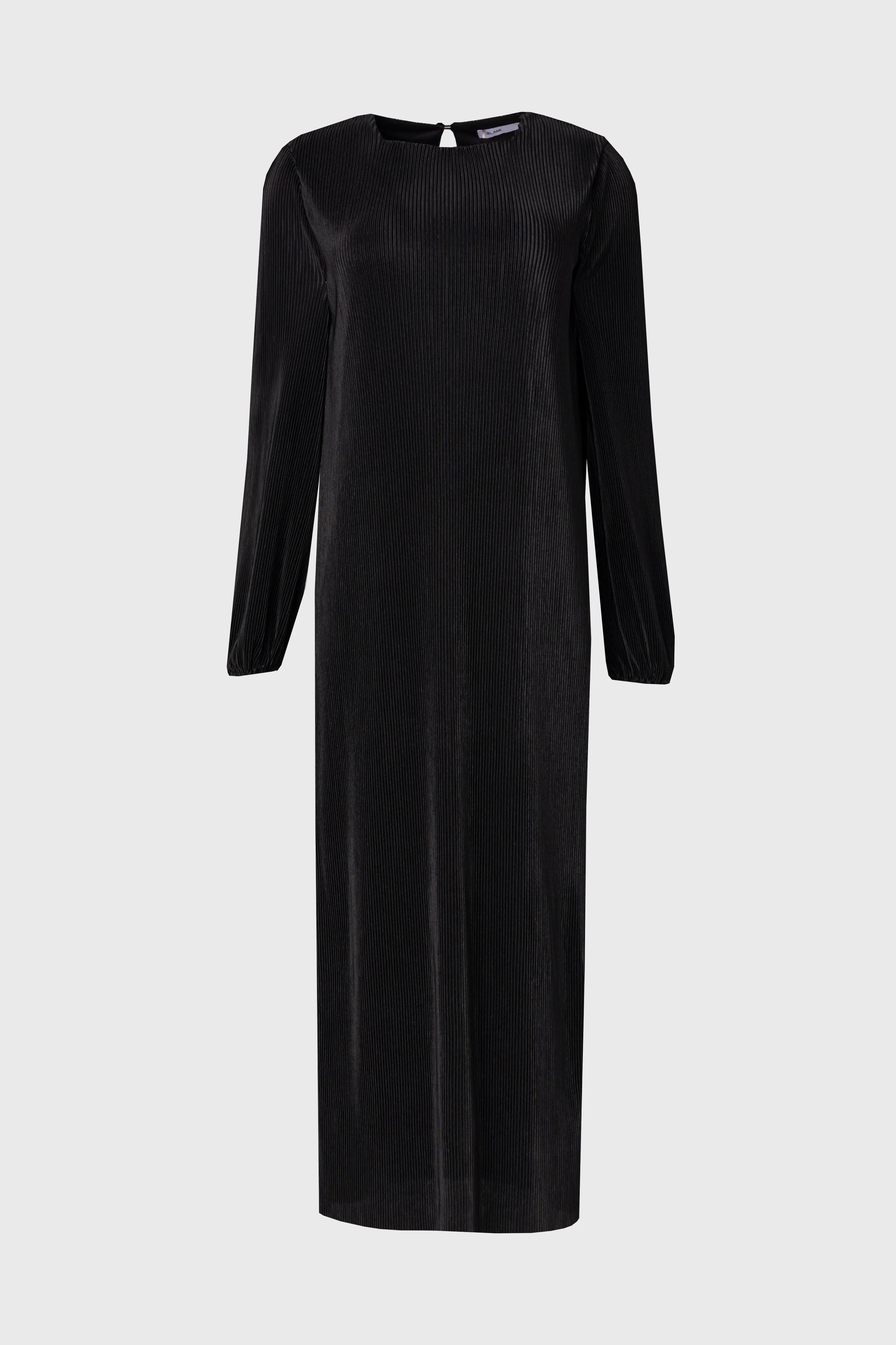 CompactPackability Black Square Neck Accordion Pleat Maxi Dress
