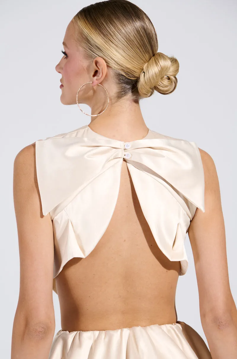 Everyday Fresh high end market users CITY POPPIN CROPPED OPEN BACK BLOUSE