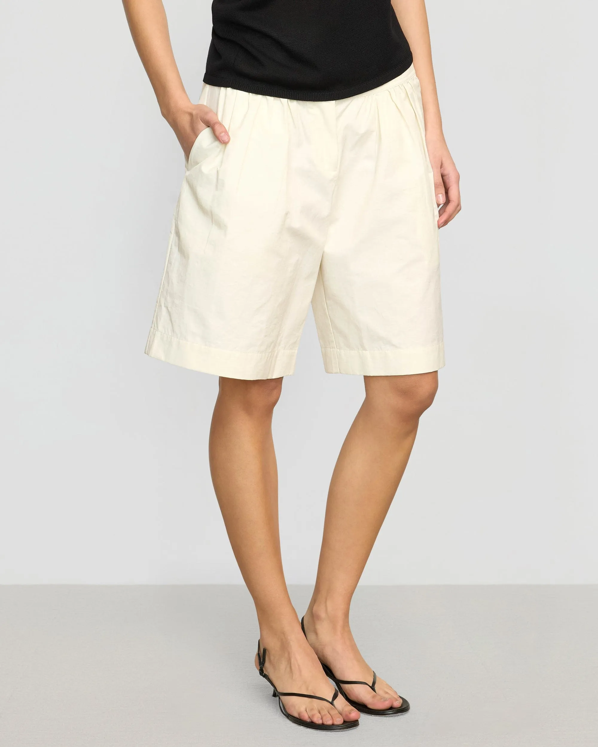 Arlo Cotton Bermuda Short High-End Option Travel Ready