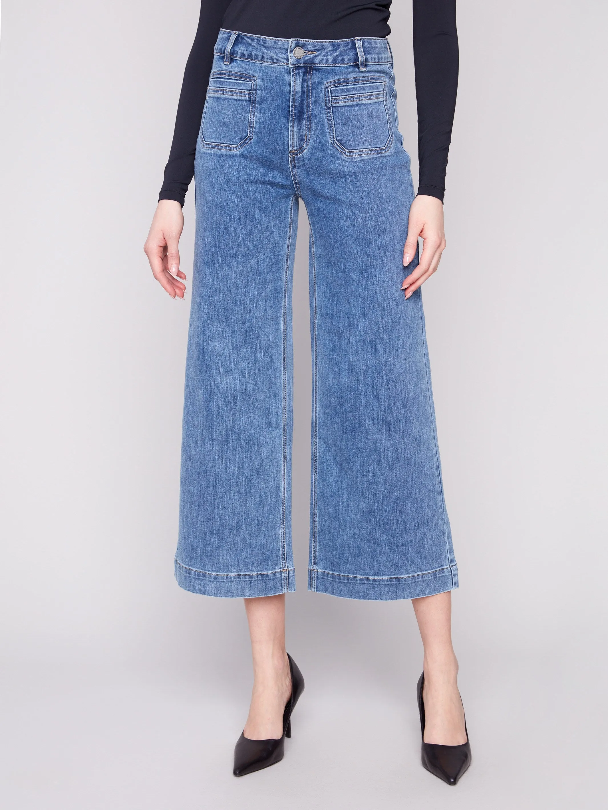 Neutral Style Subtle Detail Patch Pocket Flare Jeans - Medium Blue