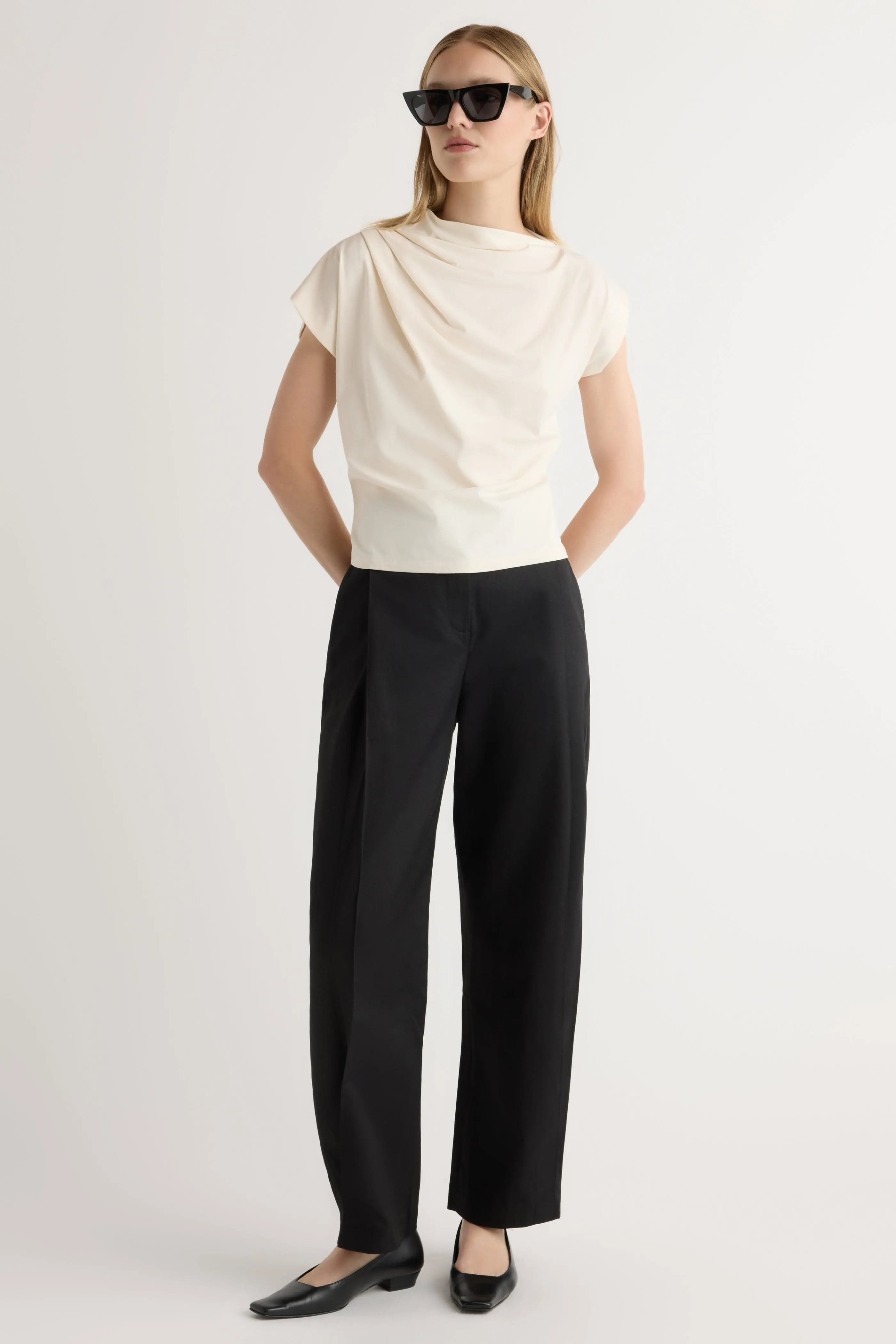 Classic timelessness Kenny Asymmetric-Neck Tee