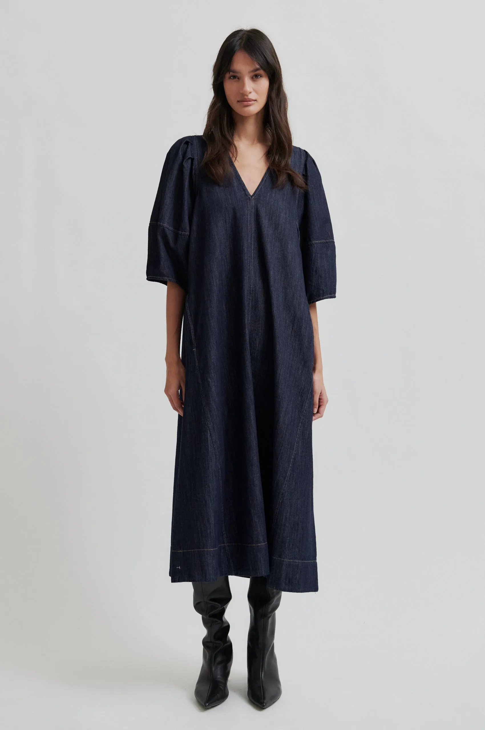 Dera Denim Dress Soft Core