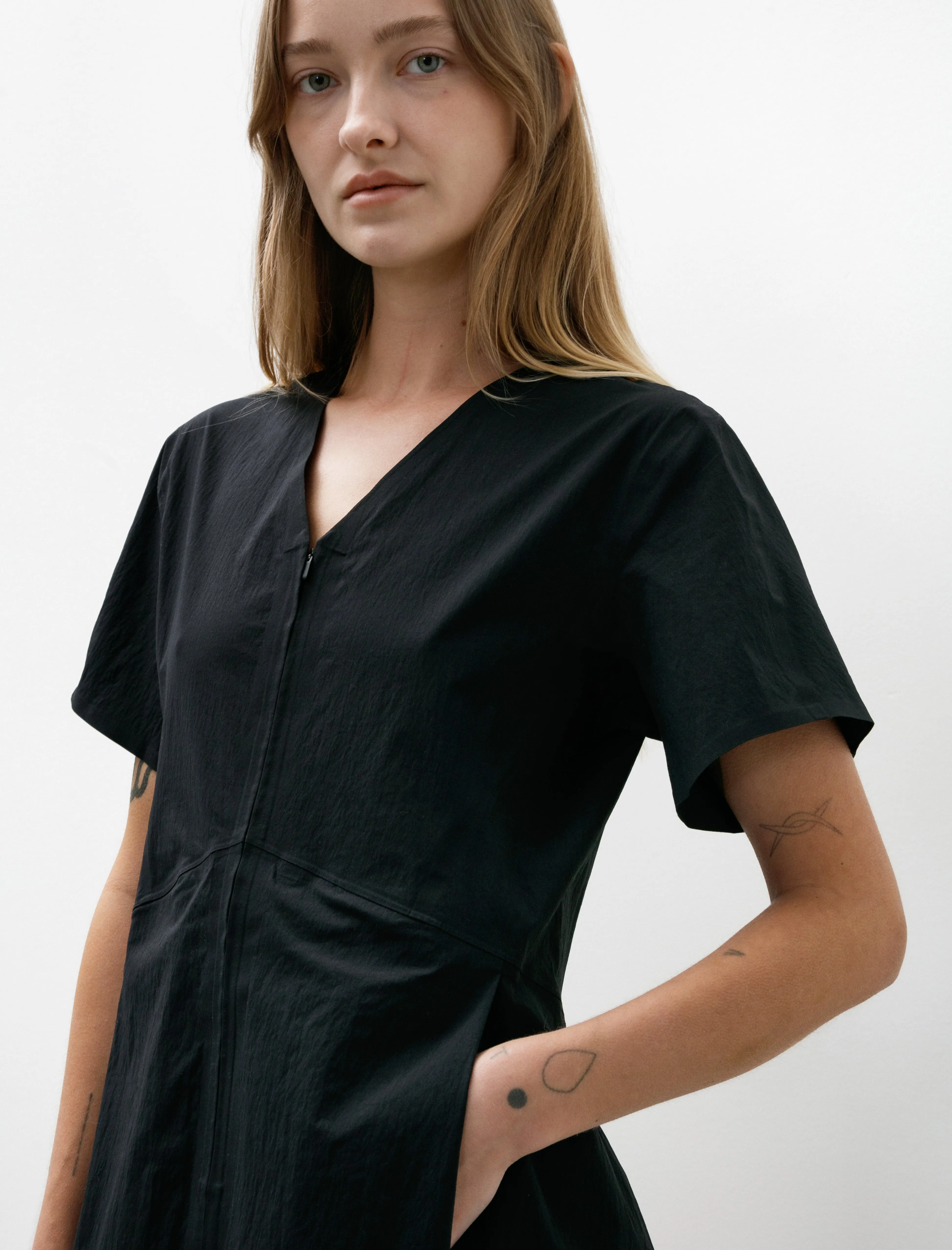 Functional Design Glitter Glow Eave Dress Black