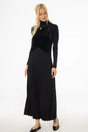 Classic Look Black Two Tone Fabric Jumper