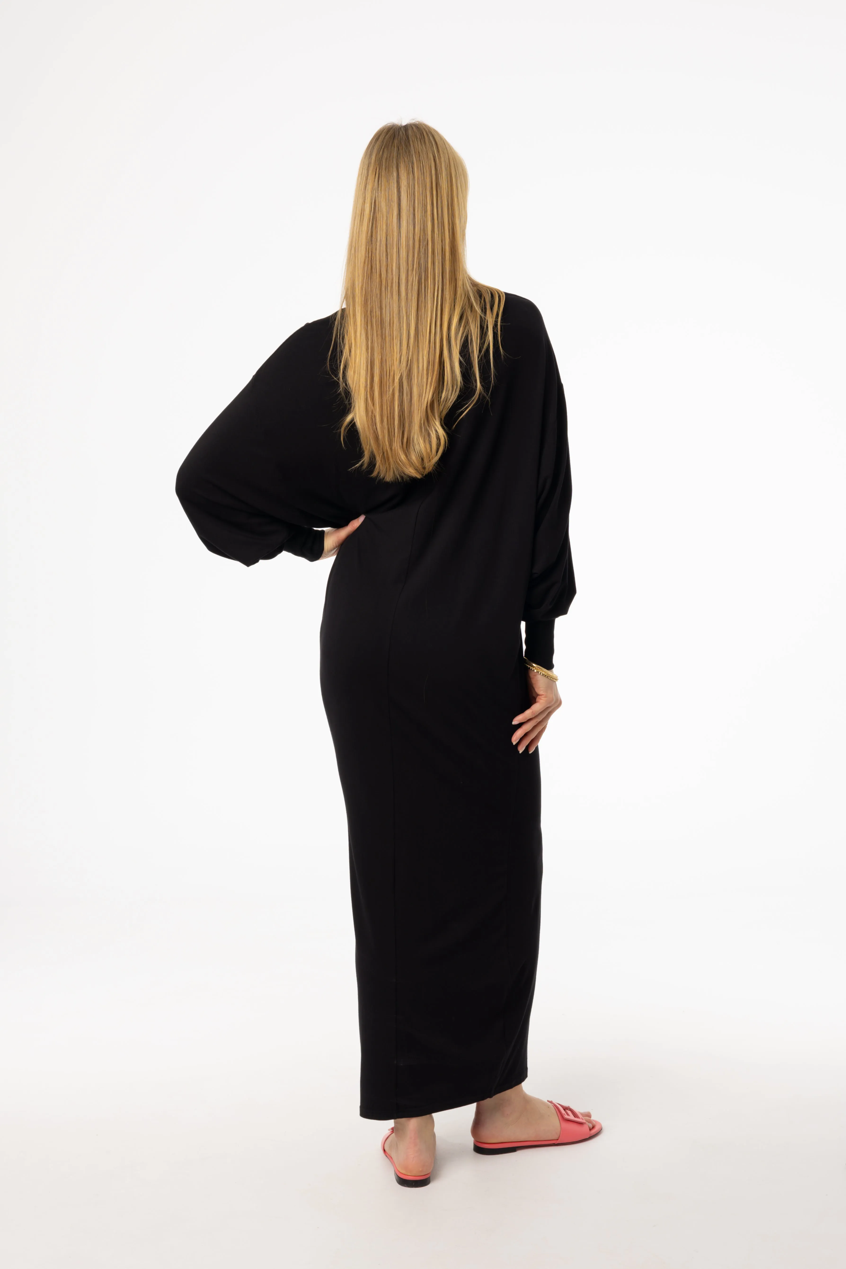 Black Oversized Dolman Sleeve Maxi Dress NonRestrictive Movement Model Glow