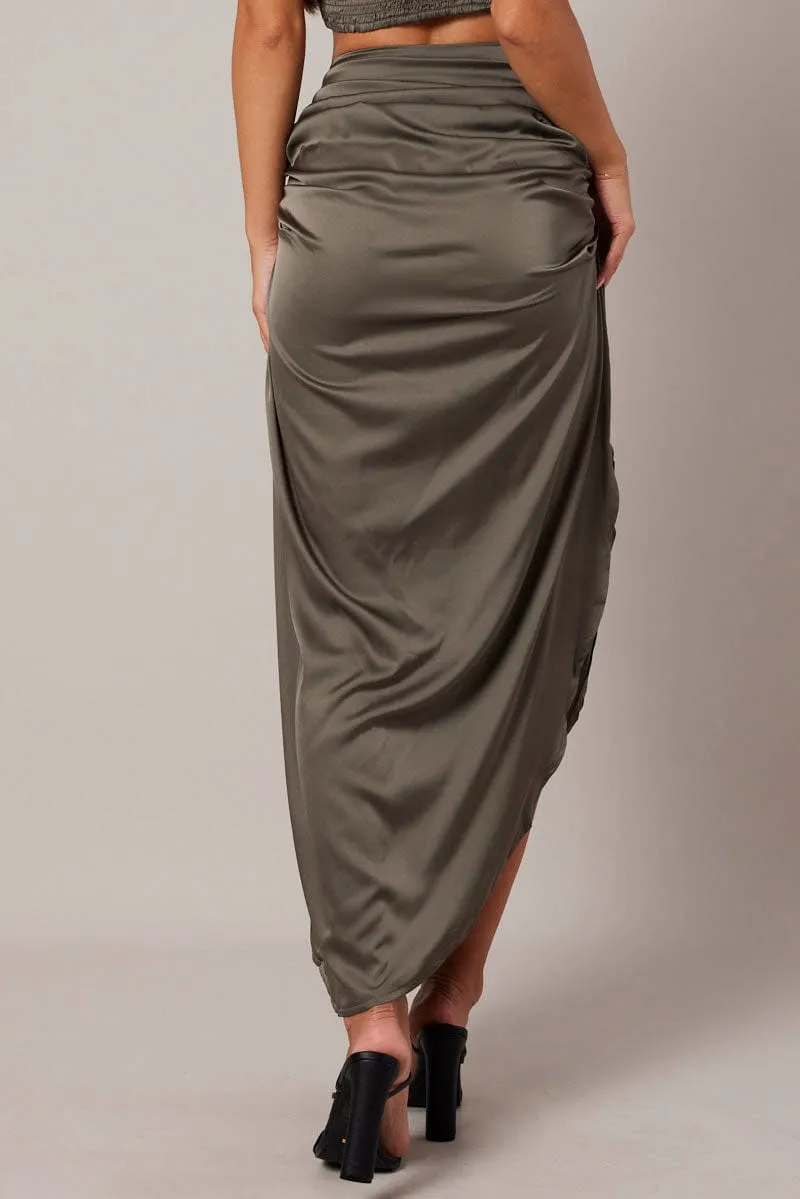 Green Ruched Maxi Skirt Draped Satin Skirt Outfit Moodset Elastic hemline