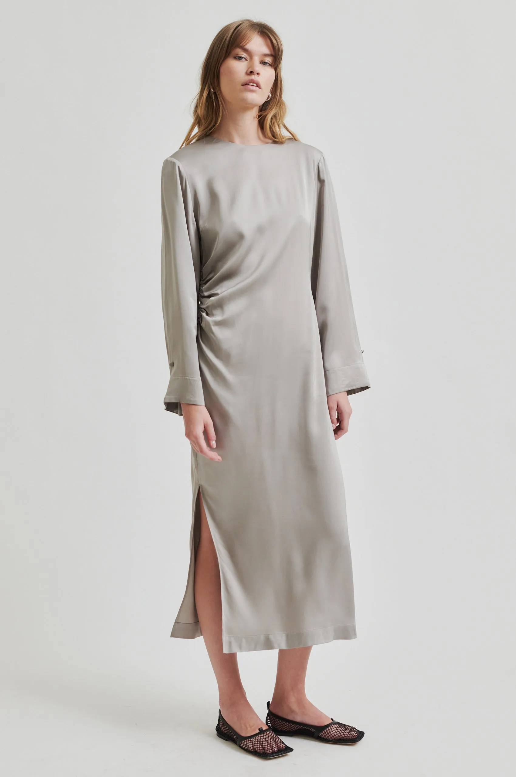 MinimalistDesign Barri Dress