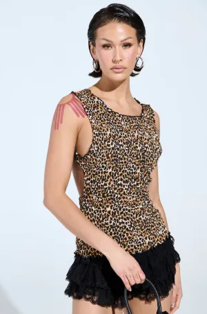 High strength supervisors CHOLE OPEN BACK & SMOCKED BODY TOP
