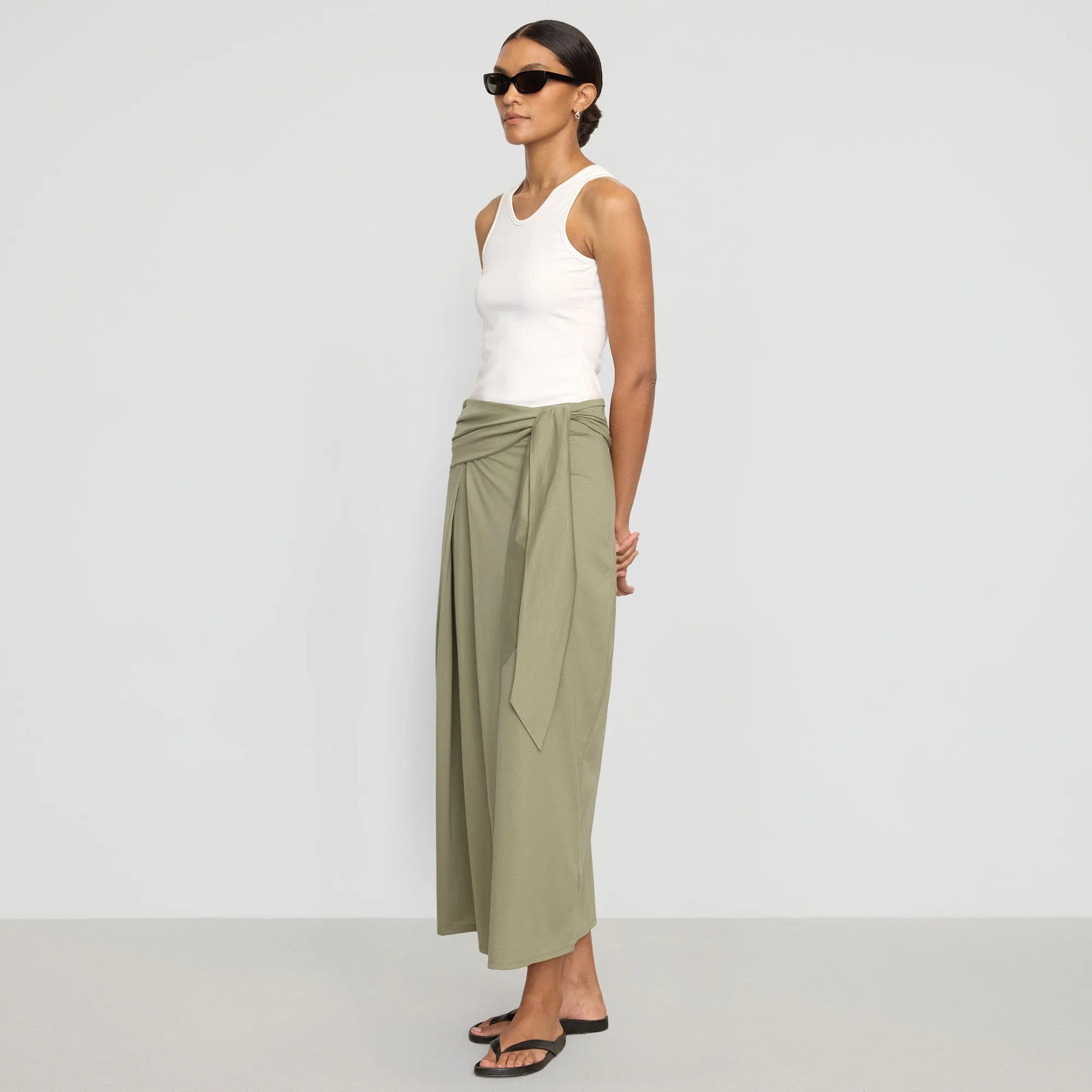 smooth zipper Elke Tie-Waist Maxi Skirt