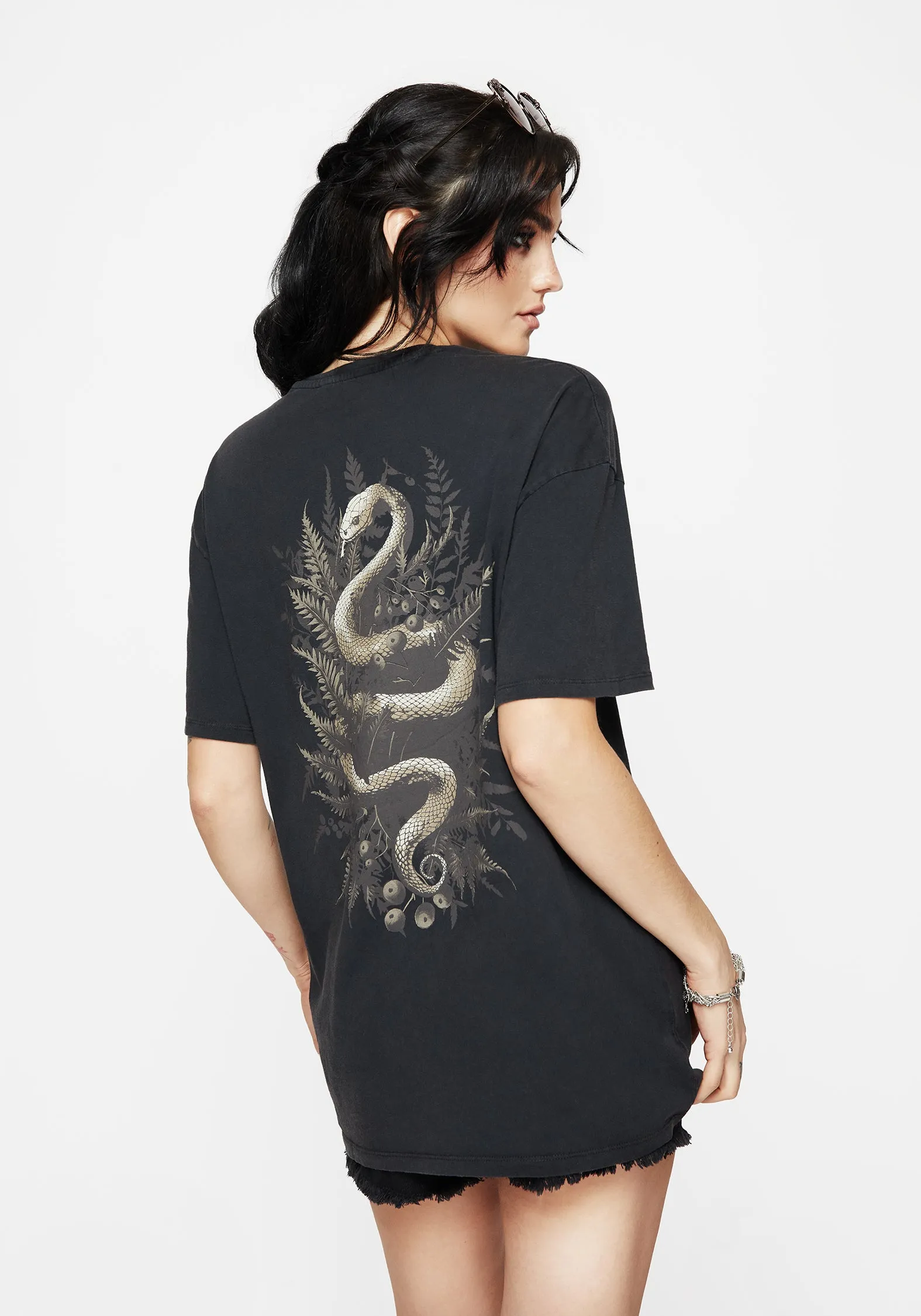 Gravity Cotton Snake Printed T-Shirt Feminine Appeal Seasonal Trend