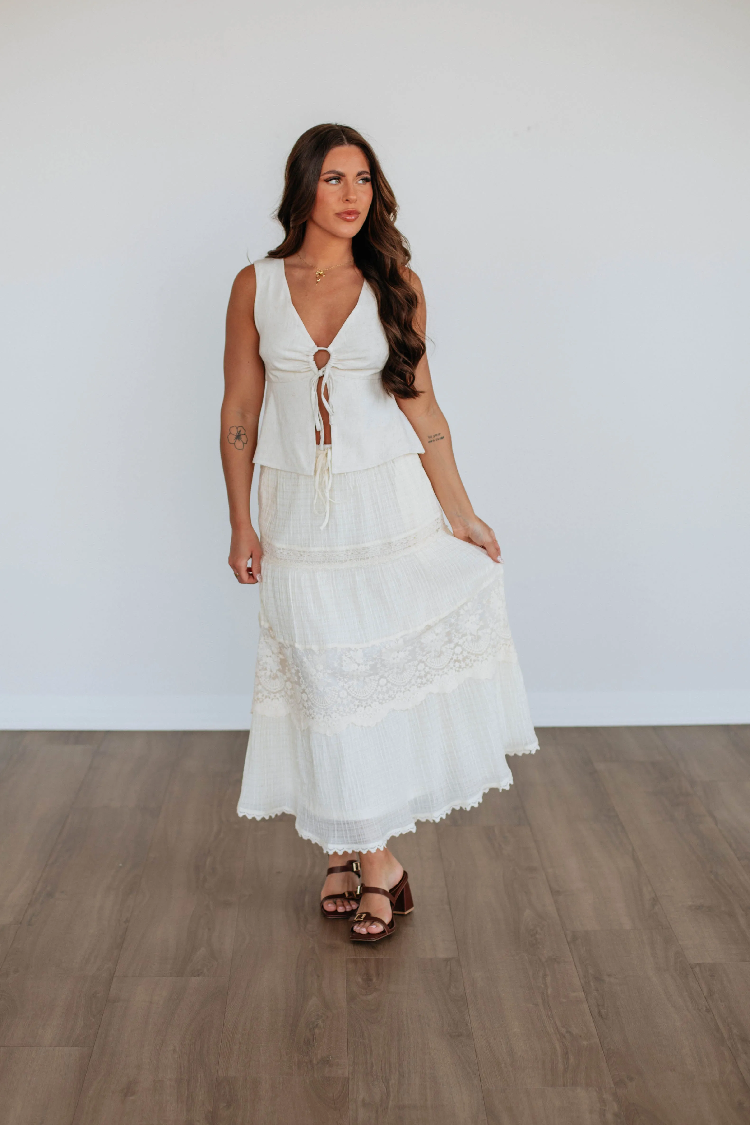 Malissa Lace Skirt urban scene