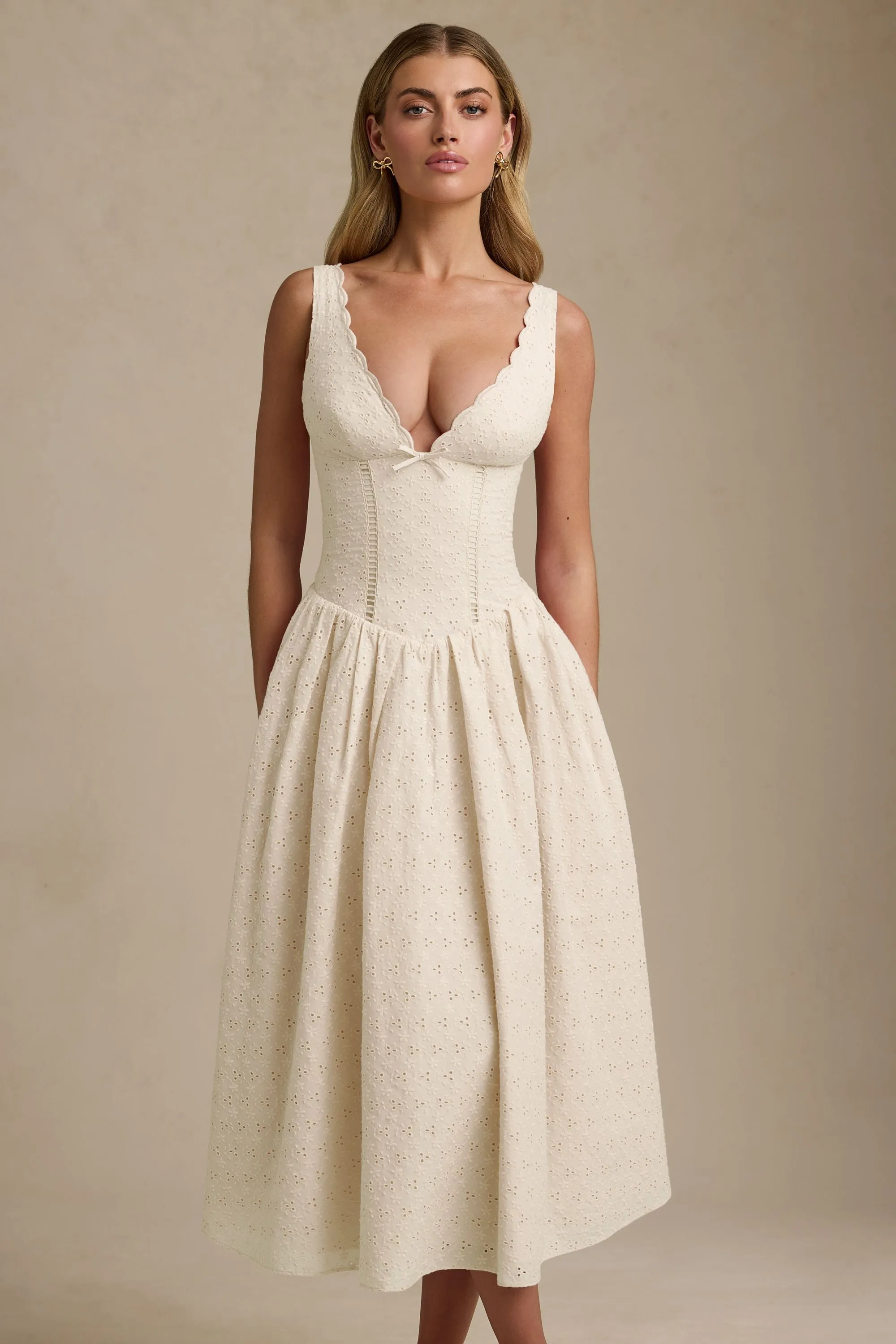 Speed Soul athletic shoes Broderie Anglaise Bow-Detail A-Line Midaxi Dress in Ivory