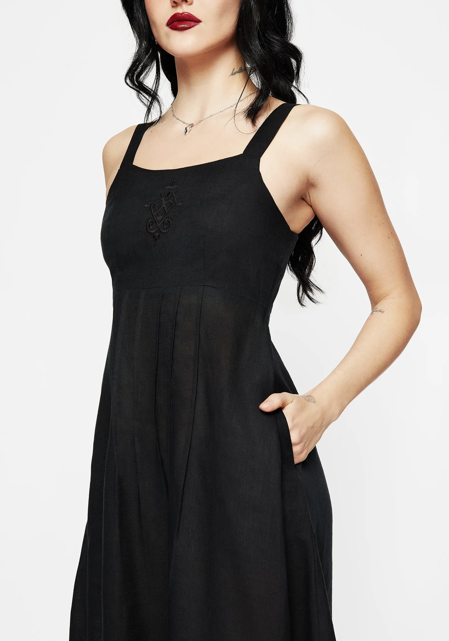 Merrymount Embroidered Midaxi Dress This dress offers a flattering fit that accentuates your shape without feeling tight The long length of this dress creates a graceful appearance that is perfect for any occasion