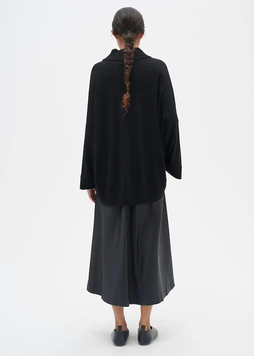 Comfy Fit Back Slit Zilky Skirt