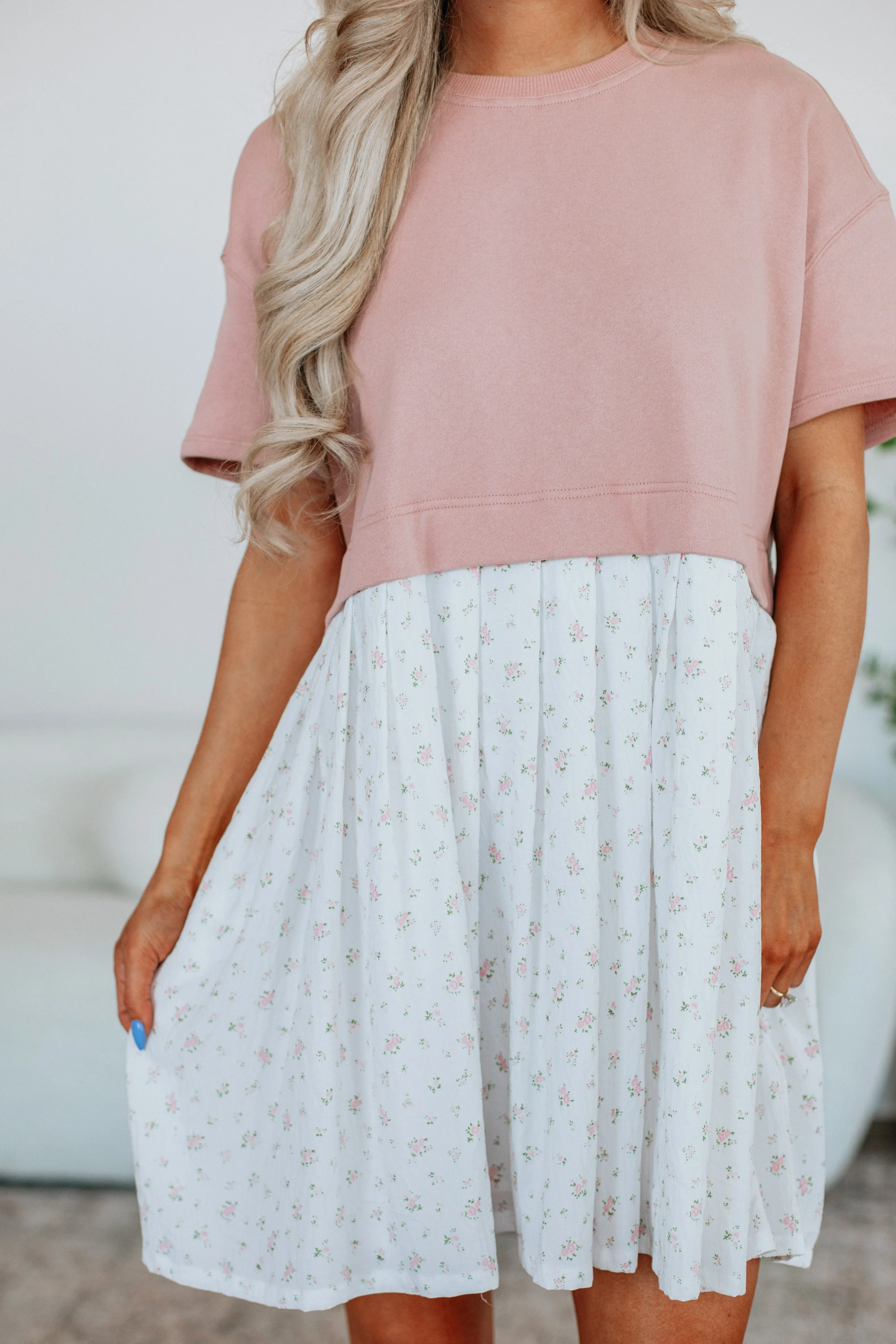 Maise Floral Contrast Dress Tear Resistant Trendy Style