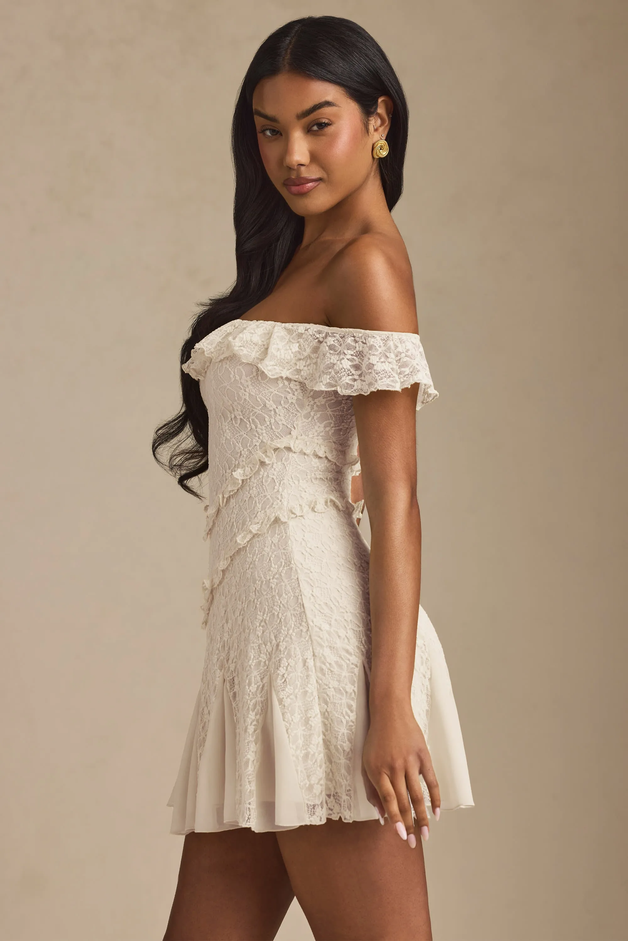 Flowy Design Off-Shoulder Lace A-Line Mini Dress in Ivory