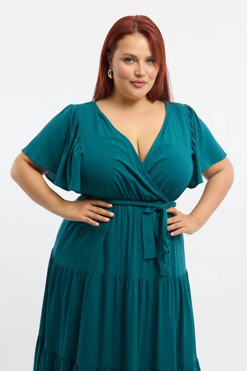Green Tiered Maxi Dress Short Sleeve Whether dressing for work or a weekend gathering this dress is always an appropriate choice