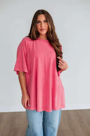 Skylen Oversized Tee - Strawberry Minimalist Comfort Casual Elegance