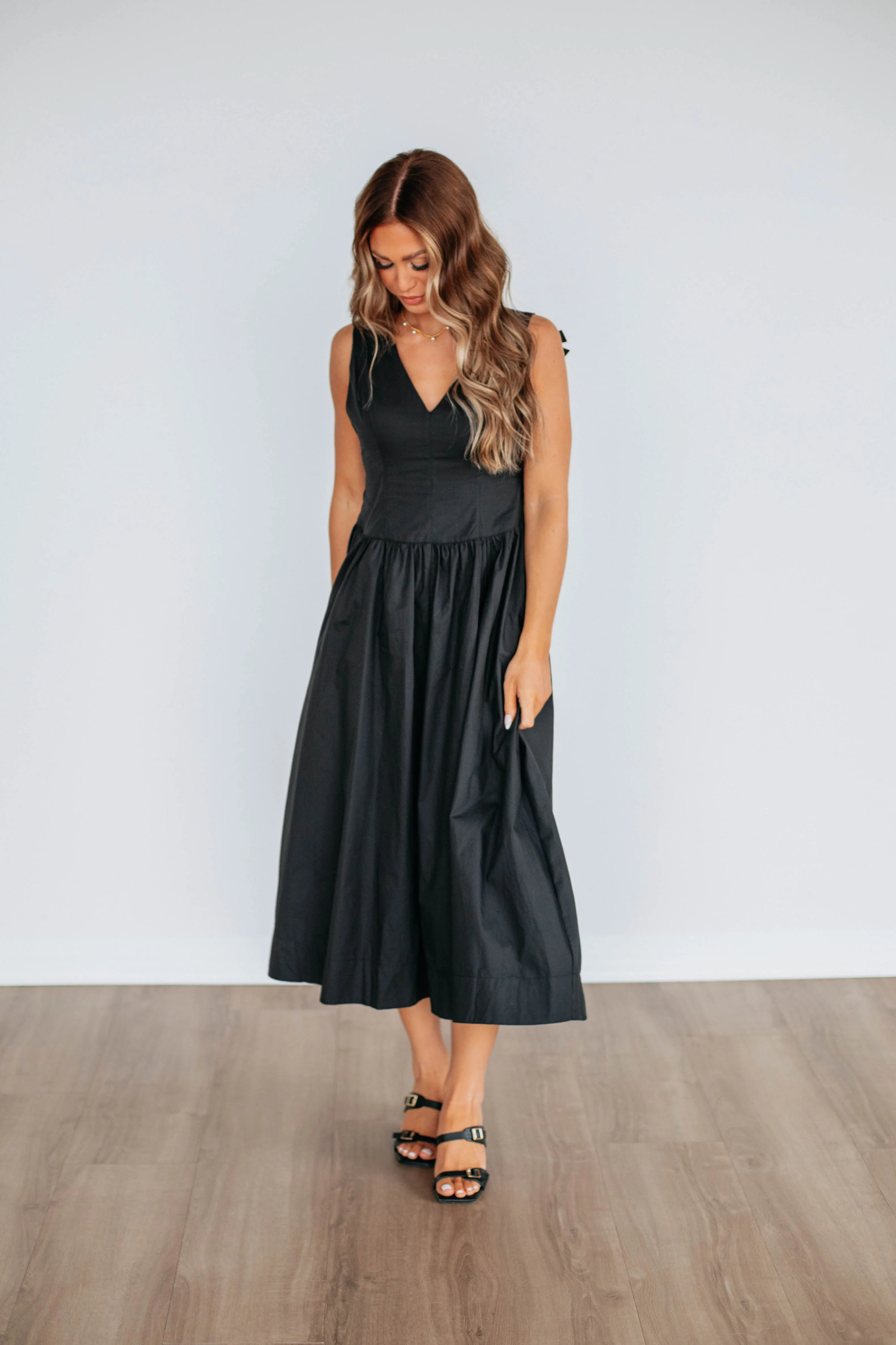 Shylo Midi Dress Feel Good Leaf Song