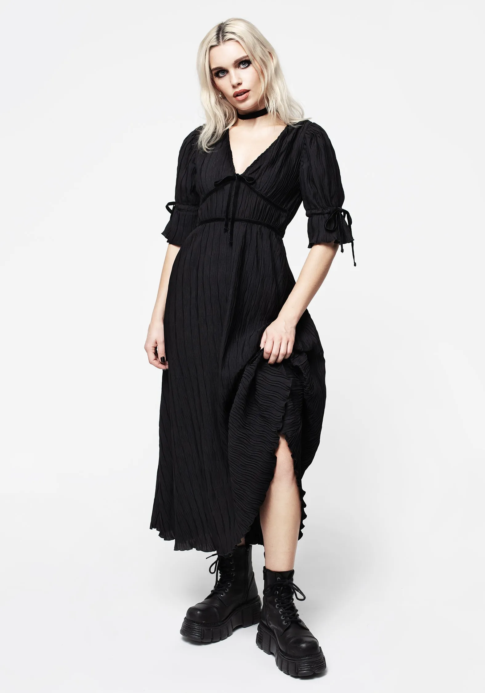 holiday vibe Belial Crinkle Velour Ribbon Midaxi Dress