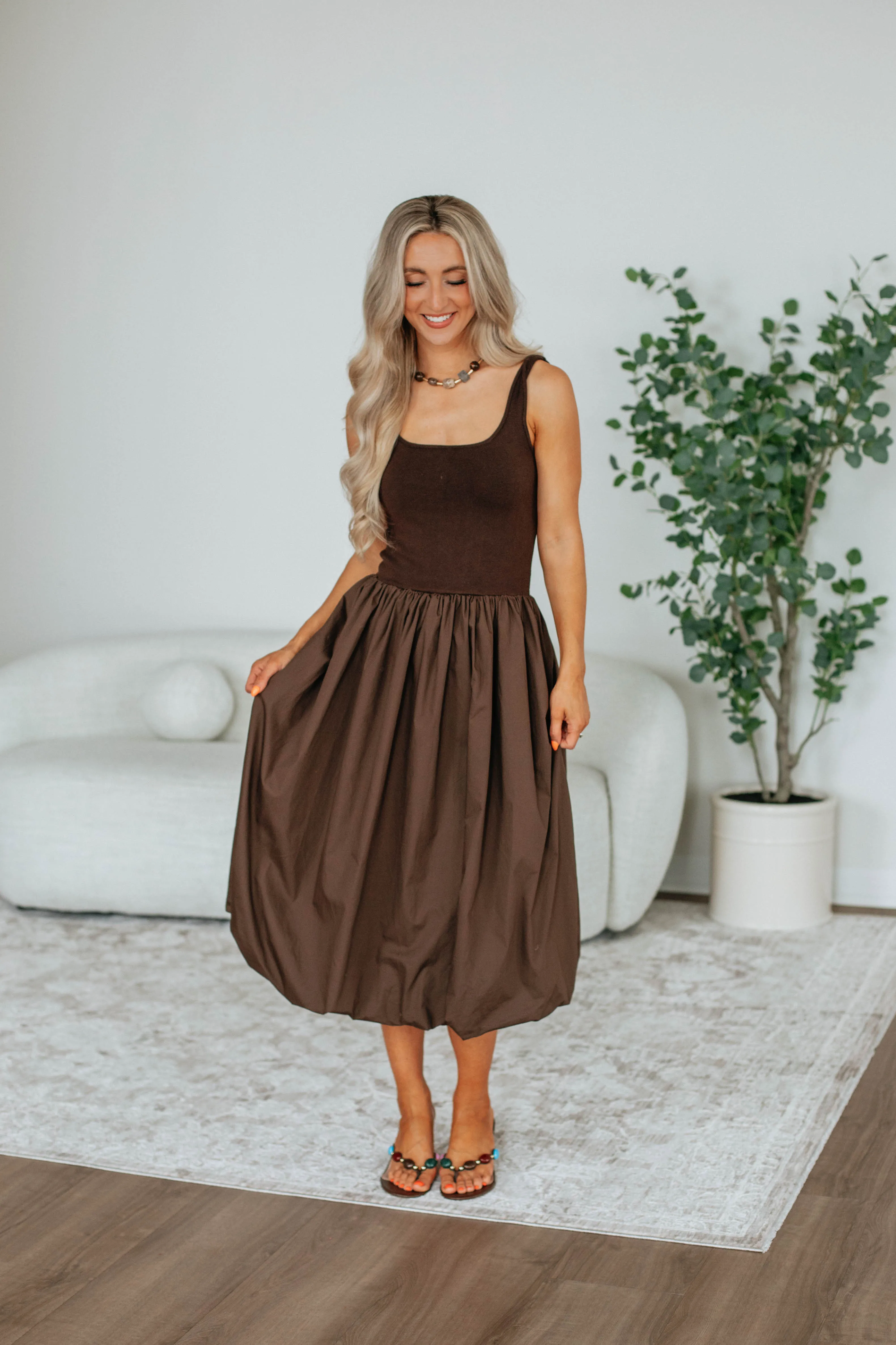 Versatile midi for travel Wave Sound Solasta Dress