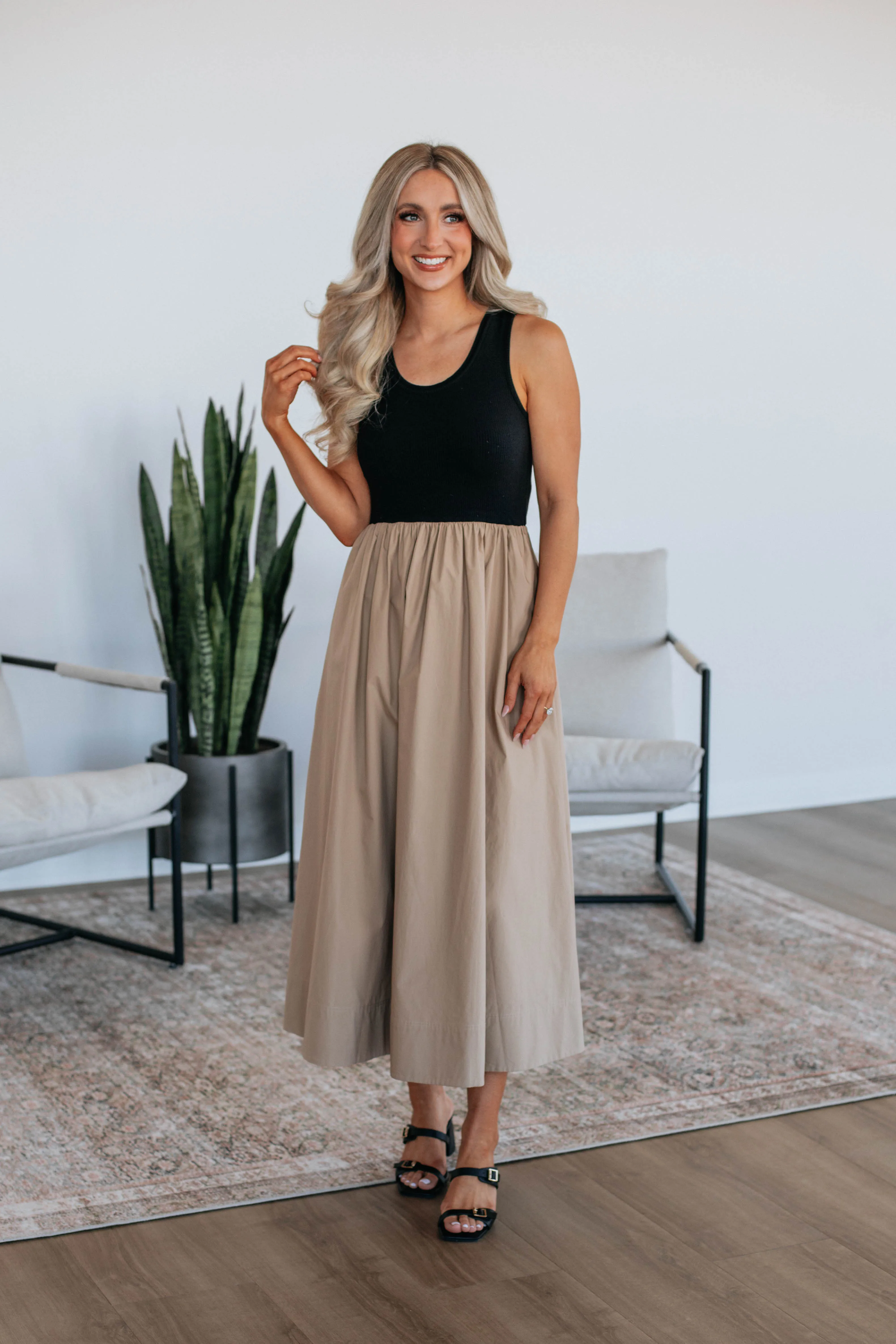Diella Contrast Dress Southern Belle Modern Comfort