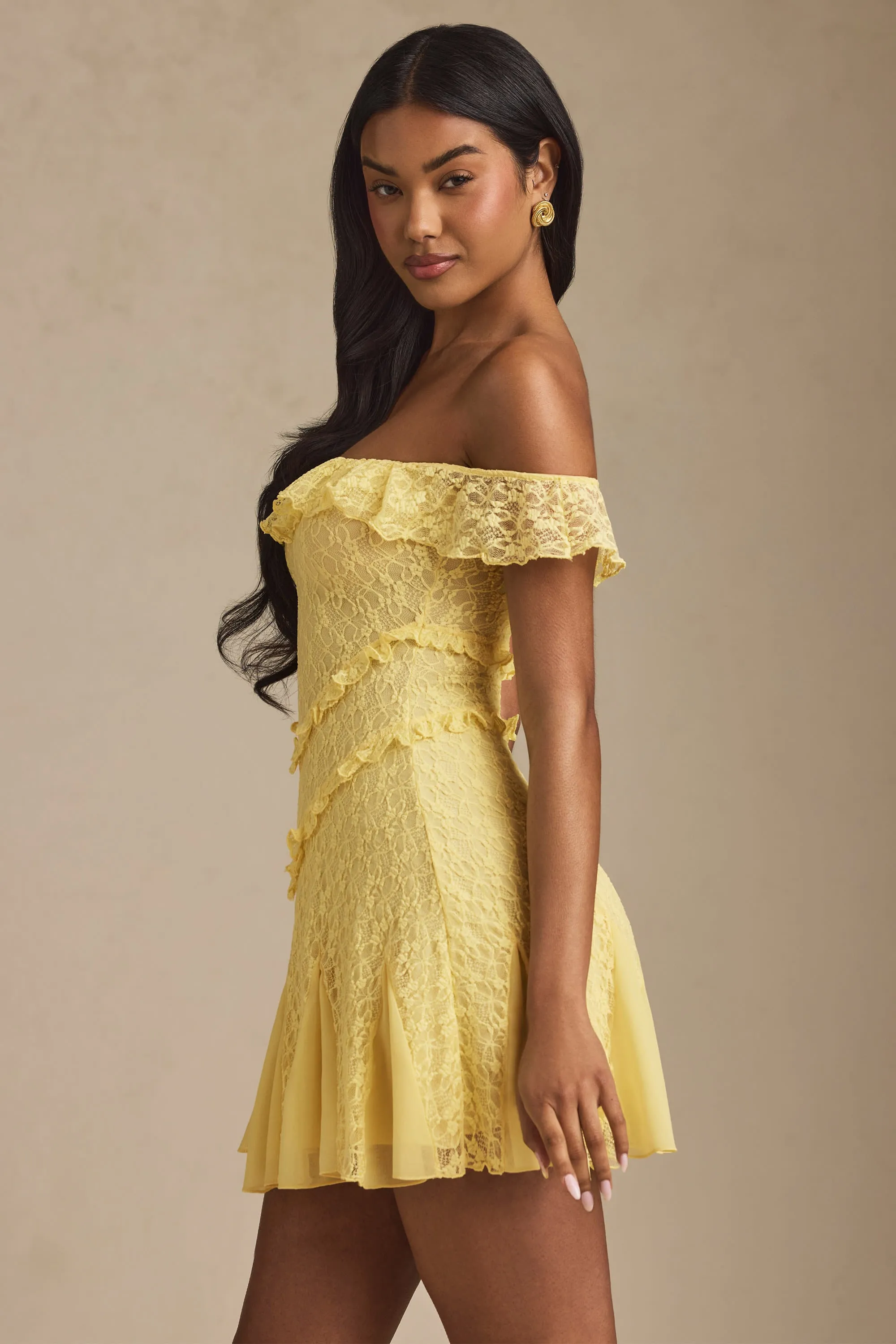 Short Game Relaxed Vibe Off-Shoulder Lace A-Line Mini Dress in Pastel Yellow