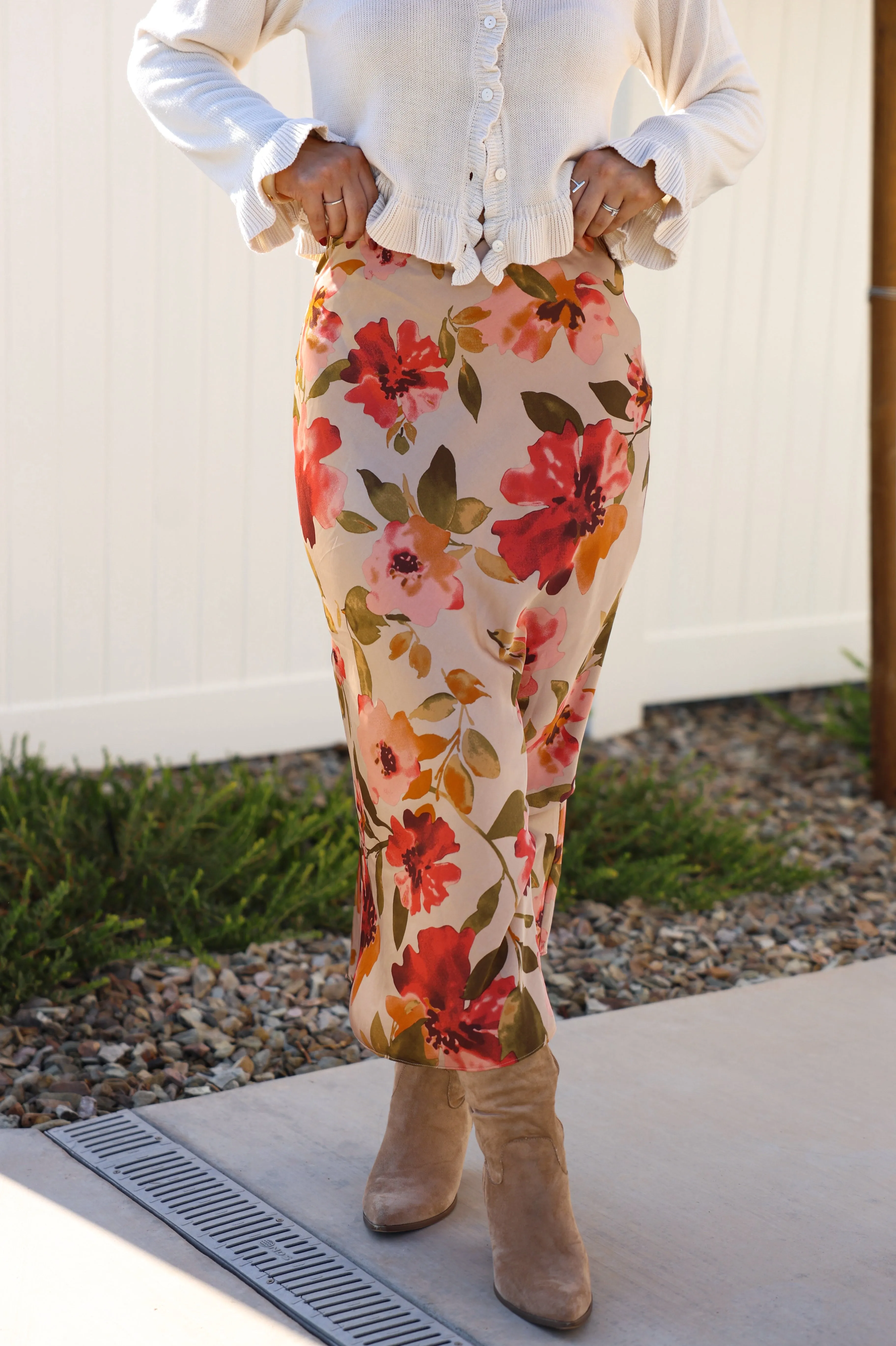 Garden Glow Skirt Outfit Display Polished Cut