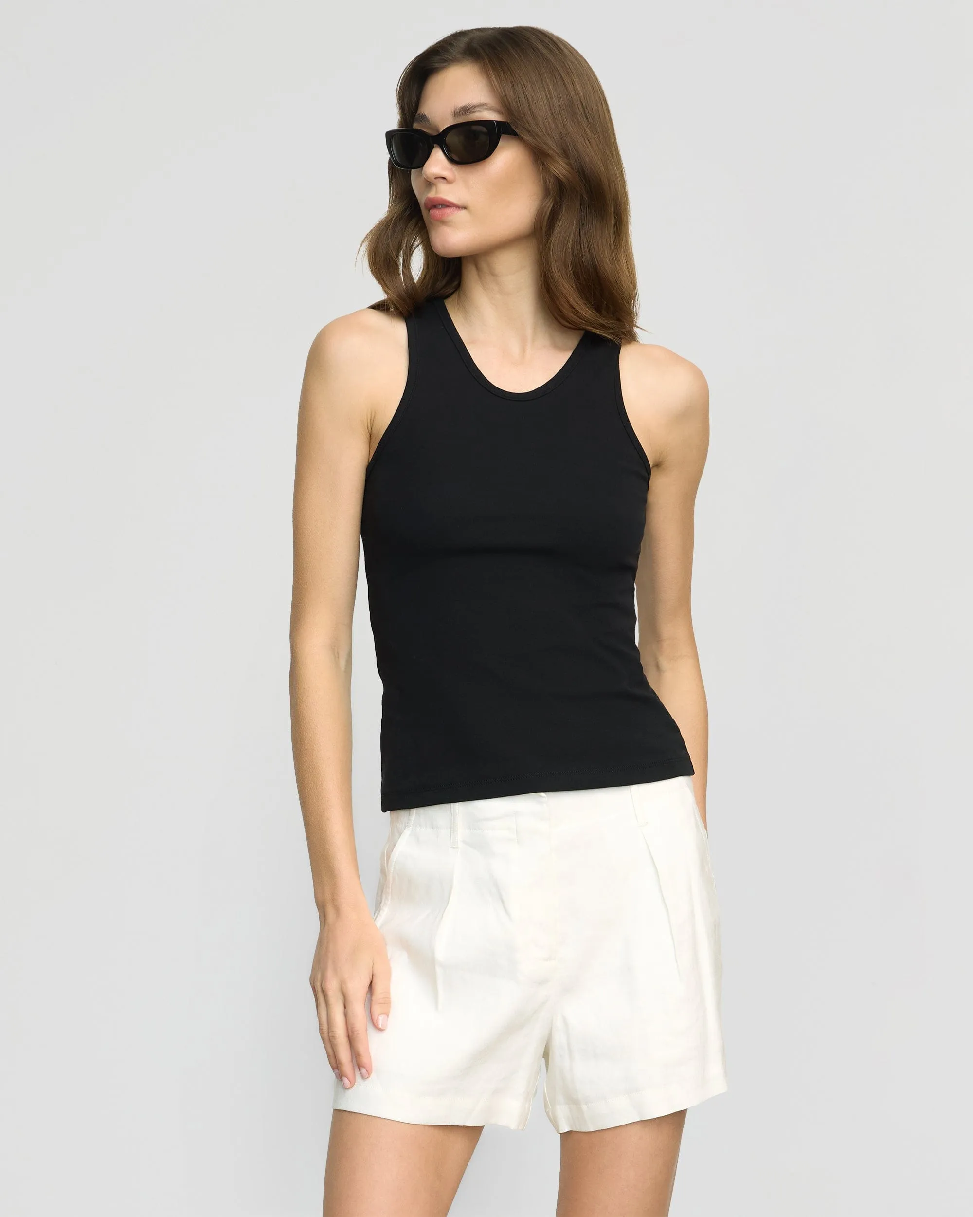 Effortless Look Moisture Wicking Fabric Avalon Tailored Linen Short