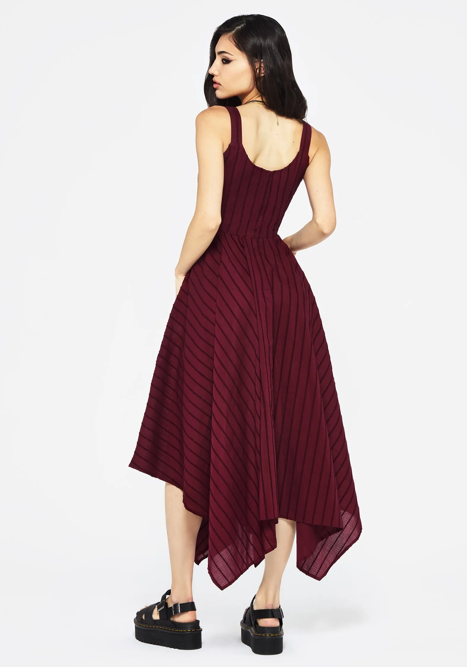 Blythe Cotton Handkerchief Hem Midaxi Dress - Burgundy The flattering design of this dress ensures it enhances your shape while providing comfort
