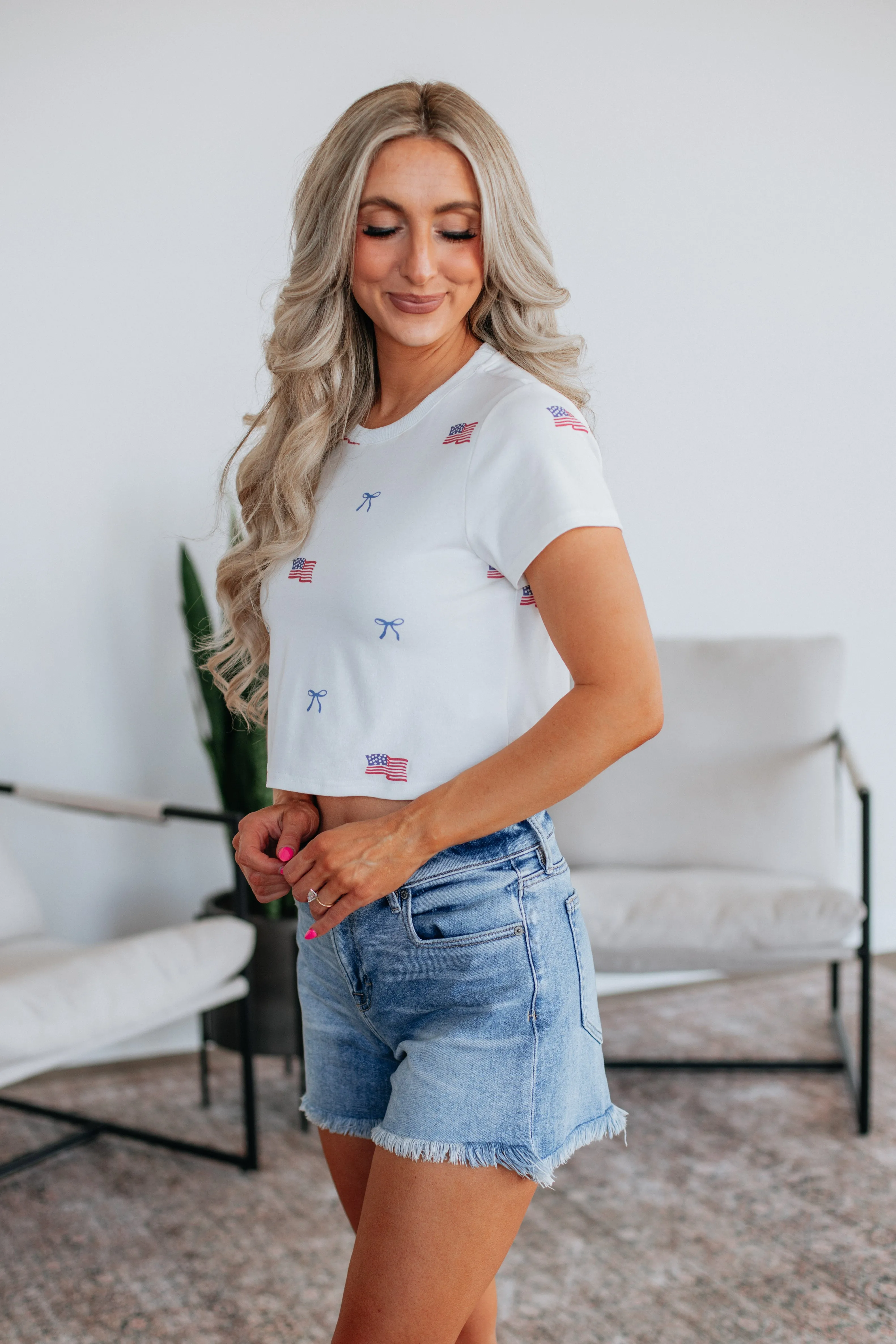Bows & Stripes Tee UV Protection Cozy Style