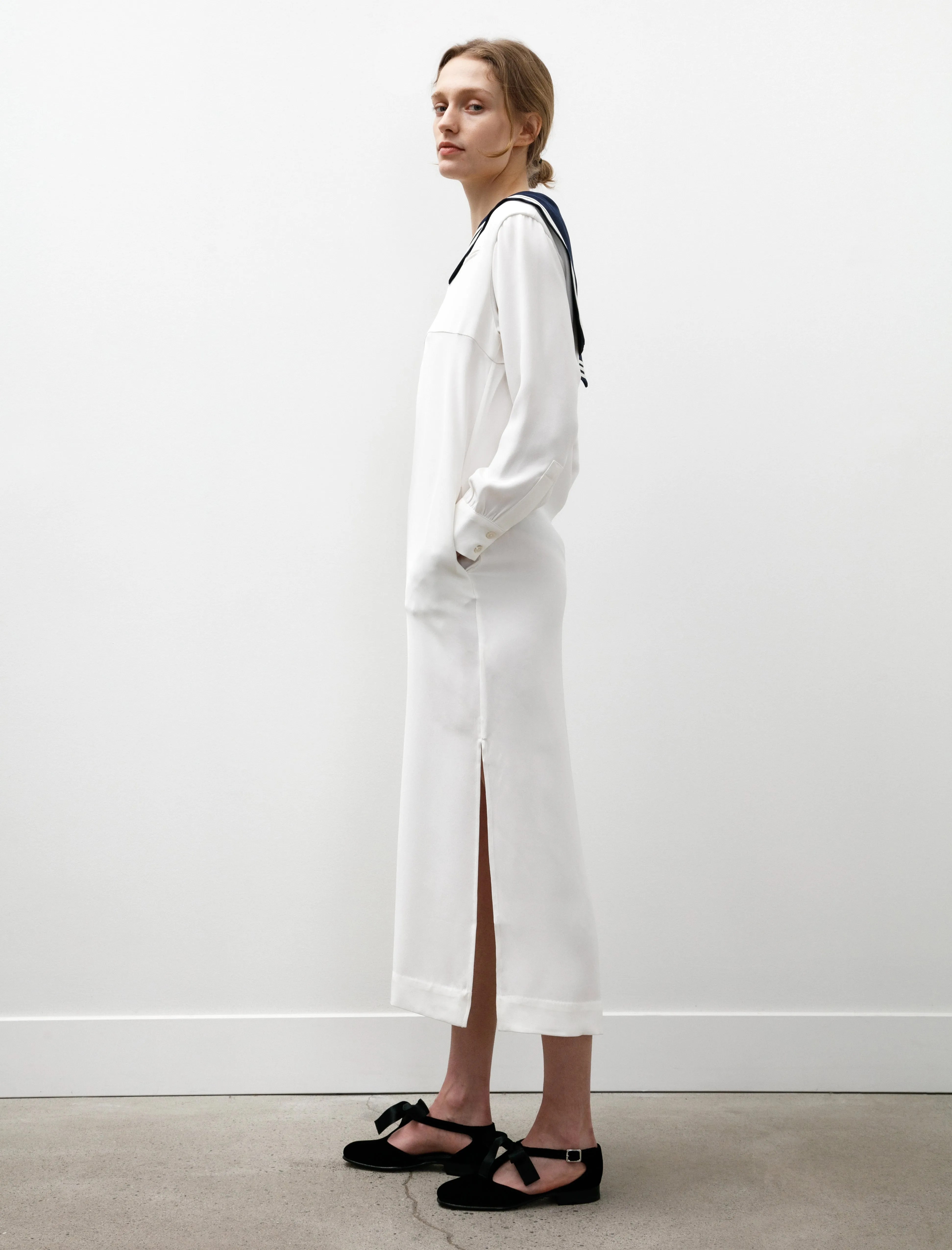 Breathable knit Cricket Dress Cream Silk Twill