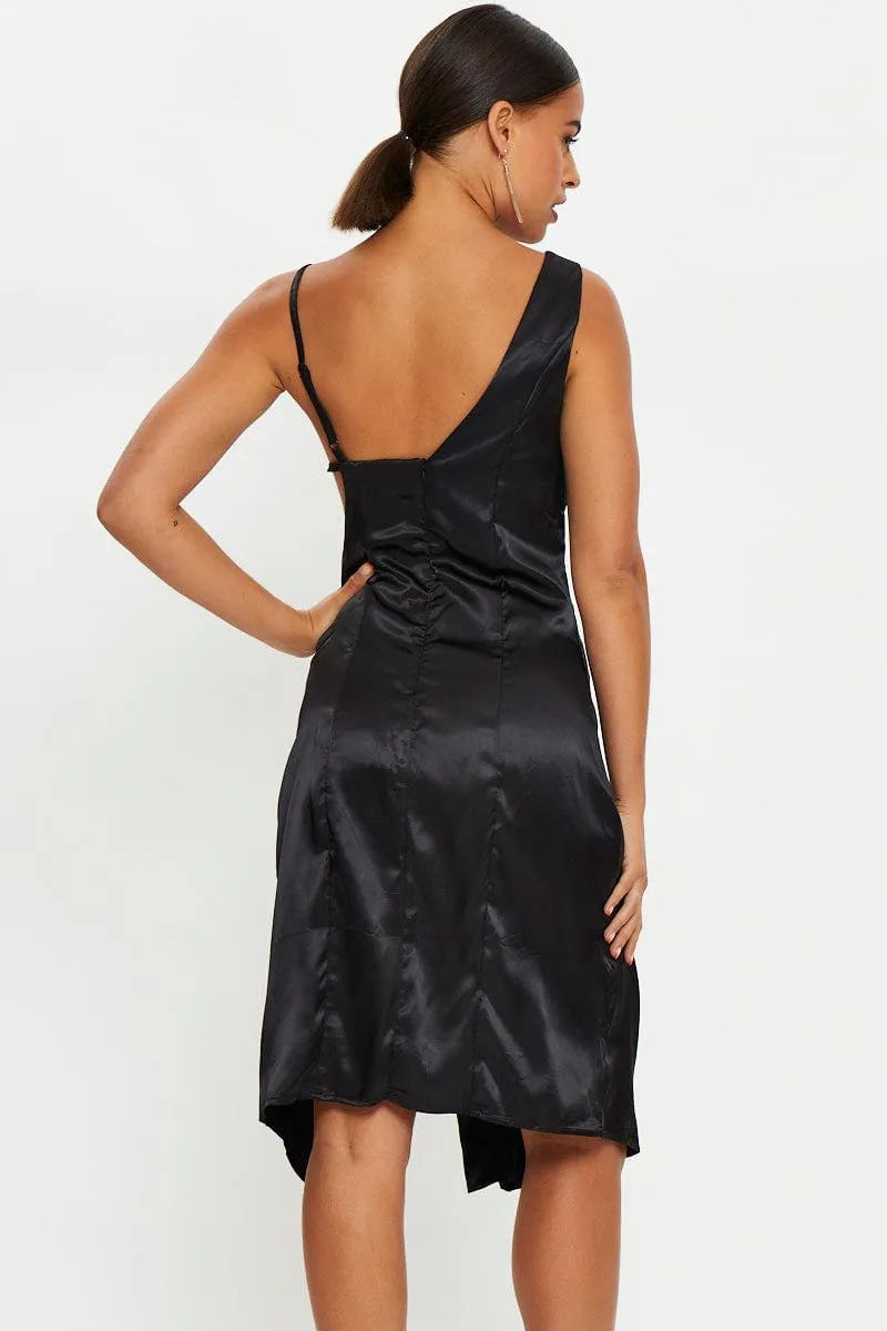 Timeless Look Trendy Outfit Black Cut Out Midi Dress