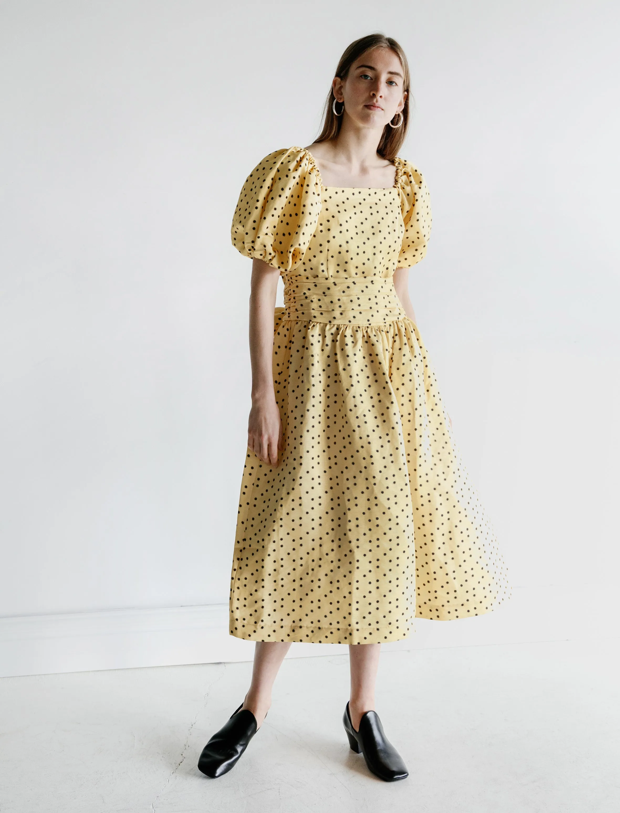 Eden Fitted Dress Banana/Black RecycledBlend Drive Core