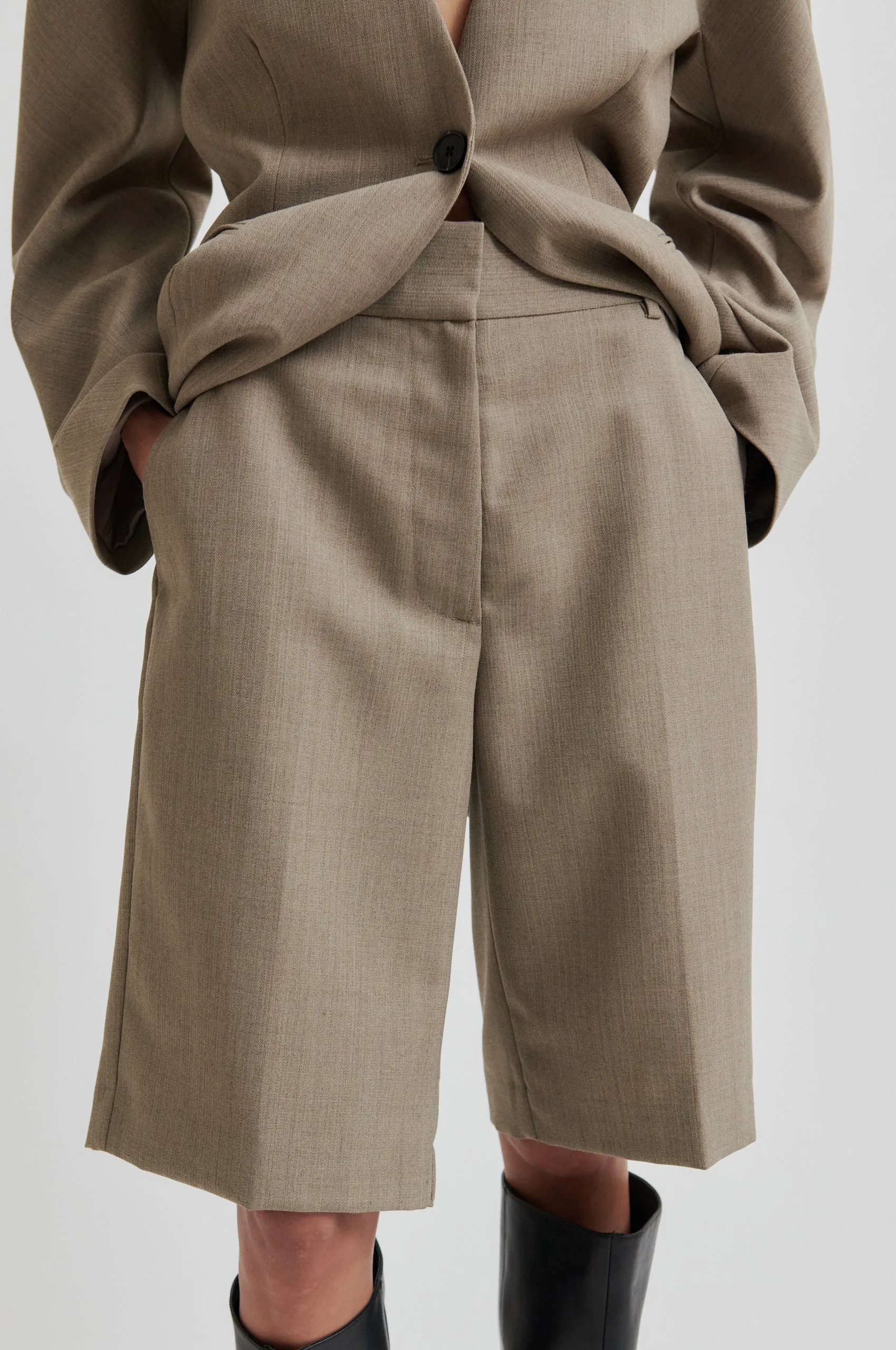 Levelup Tailored Shorts Office Attire Warm Gloves