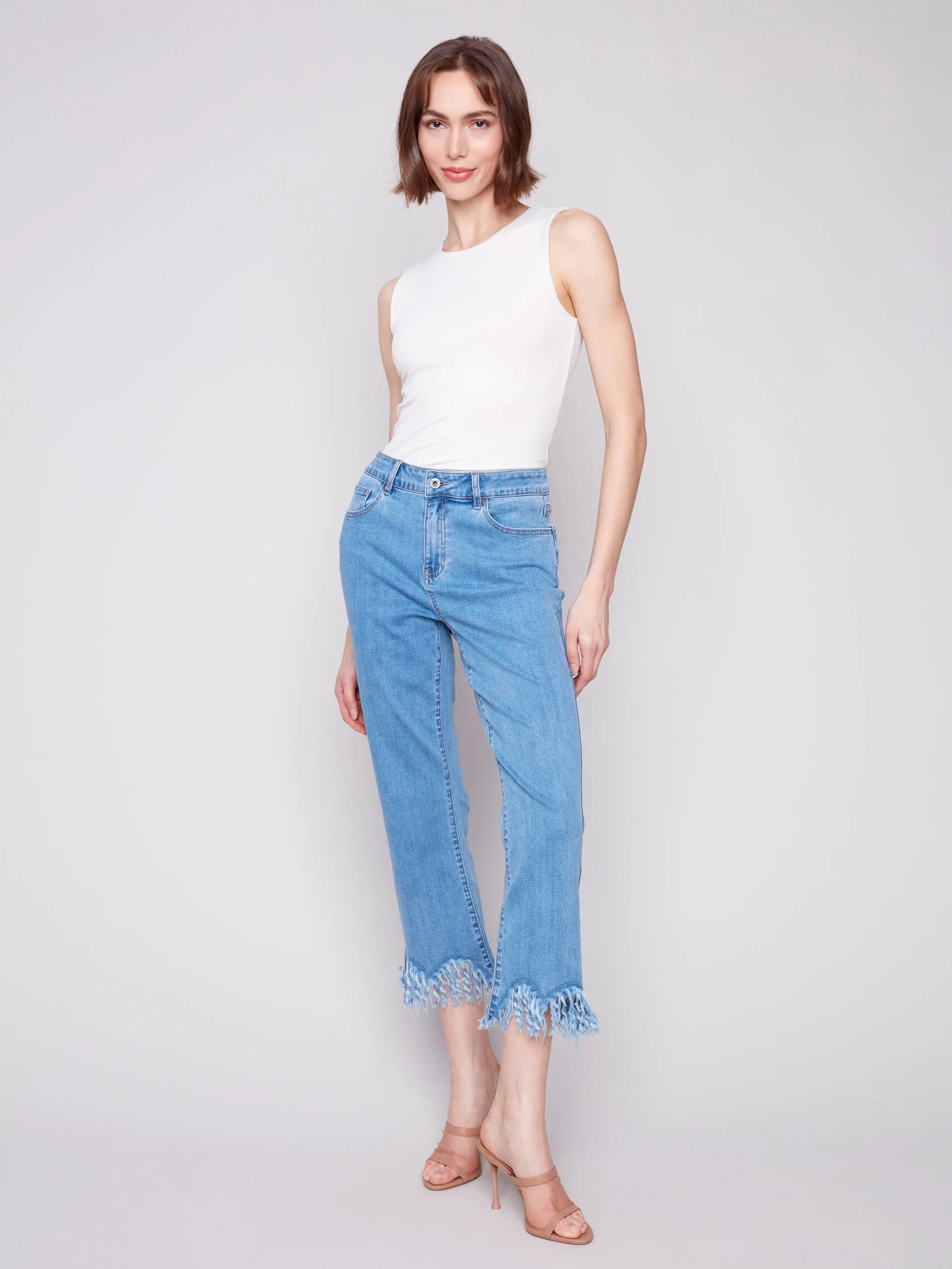 Sharp Vibe Neutral Look Cropped Jeans With Fringed Hem - Blue Jean