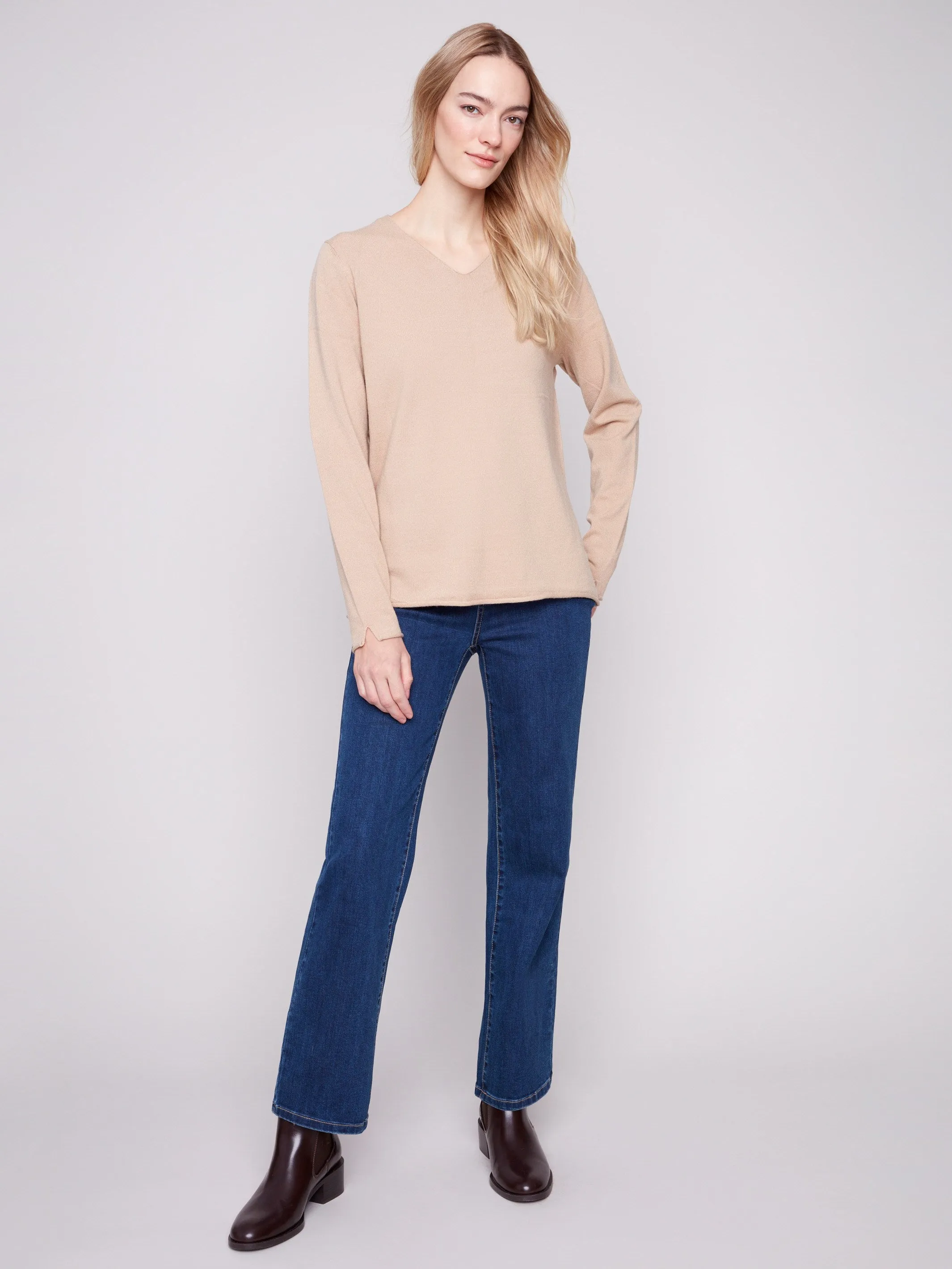 Non Restrictive Fit Basic V-Neck Sweater - Sesame