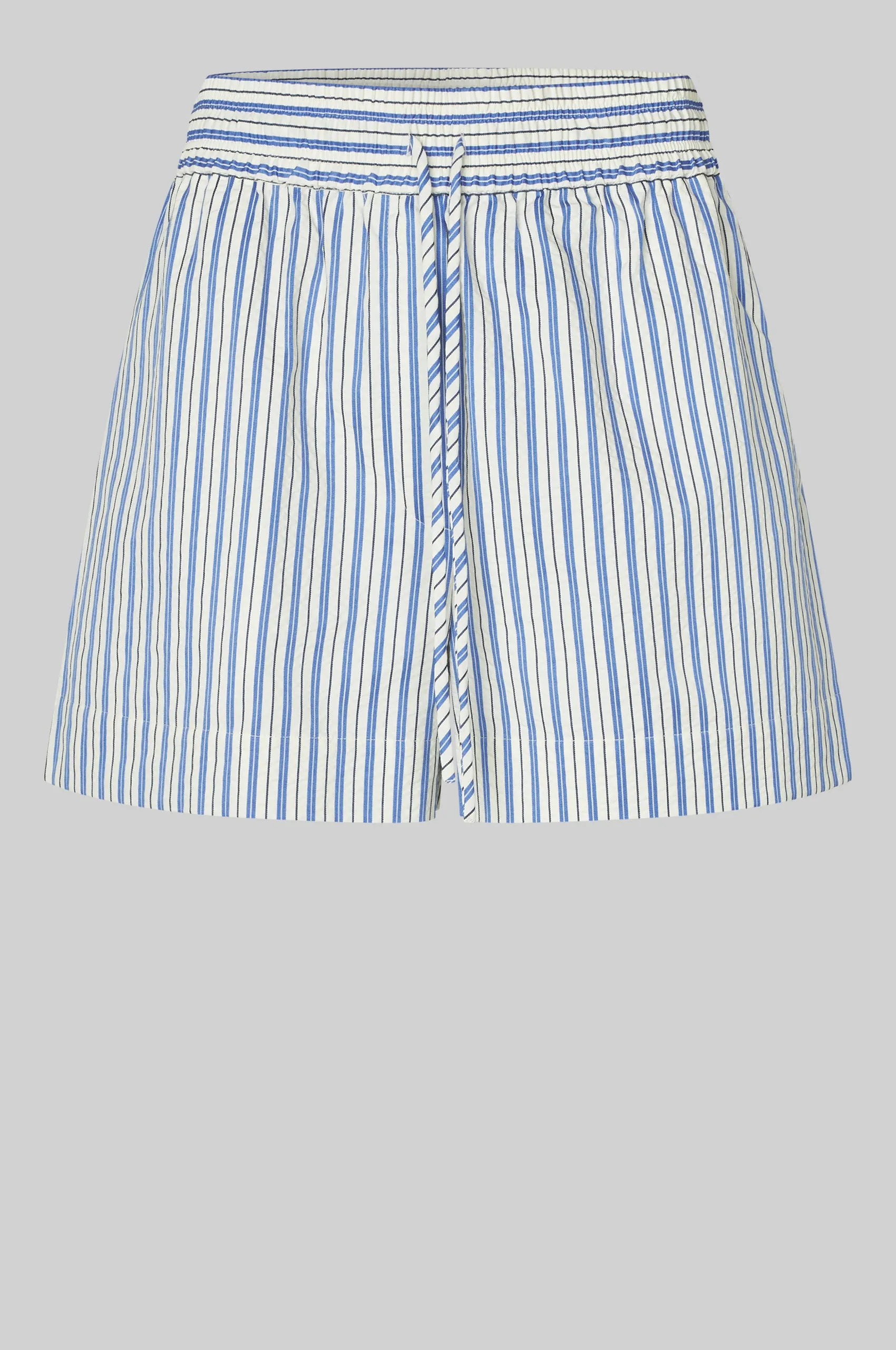 Light Ease Sporty Gear Serifa Shorts