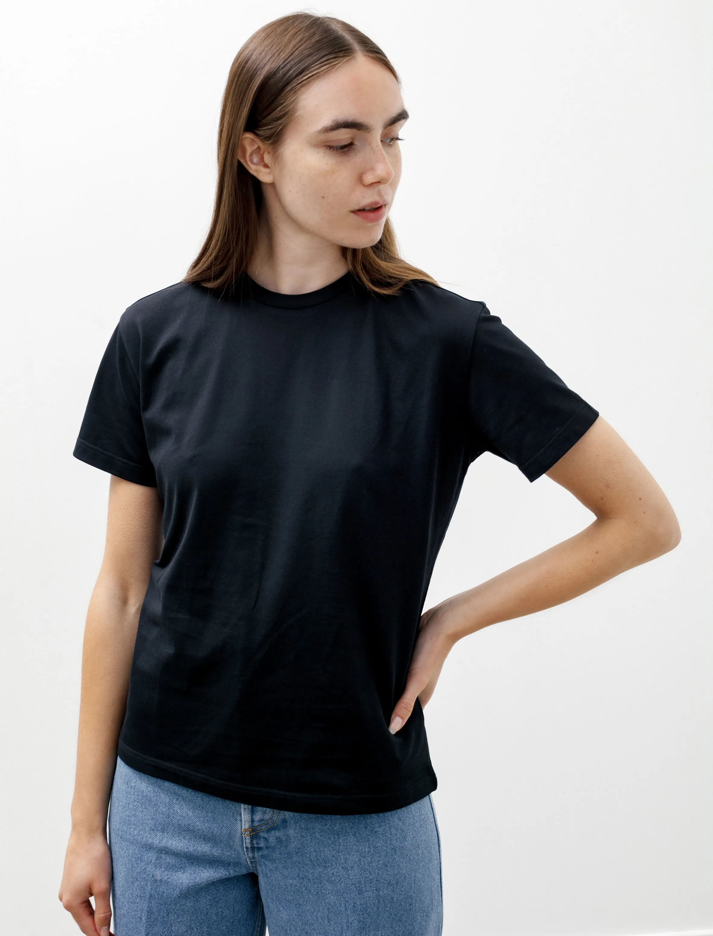 Sporty Style MoistureWickingMaterial Boy Fit T-Shirt Black