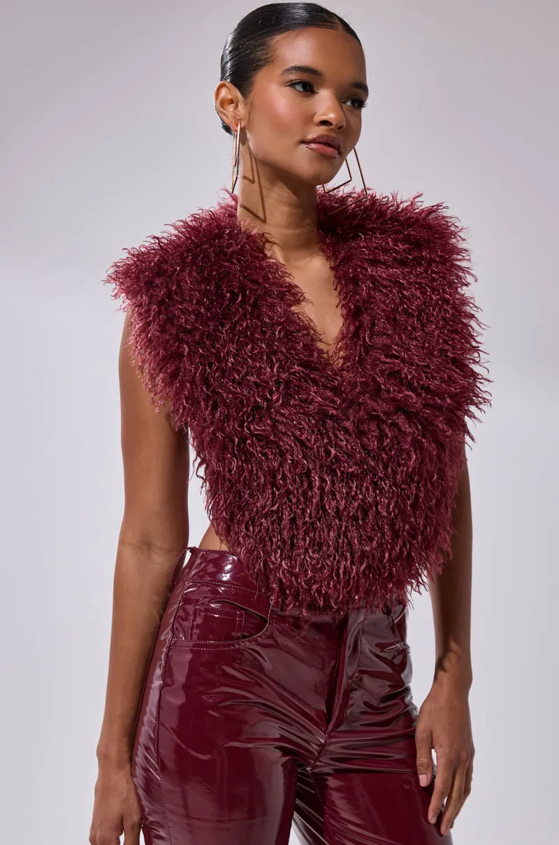 Fashion Active Minimal Cool TARA FAUX FUR HALTER TOP
