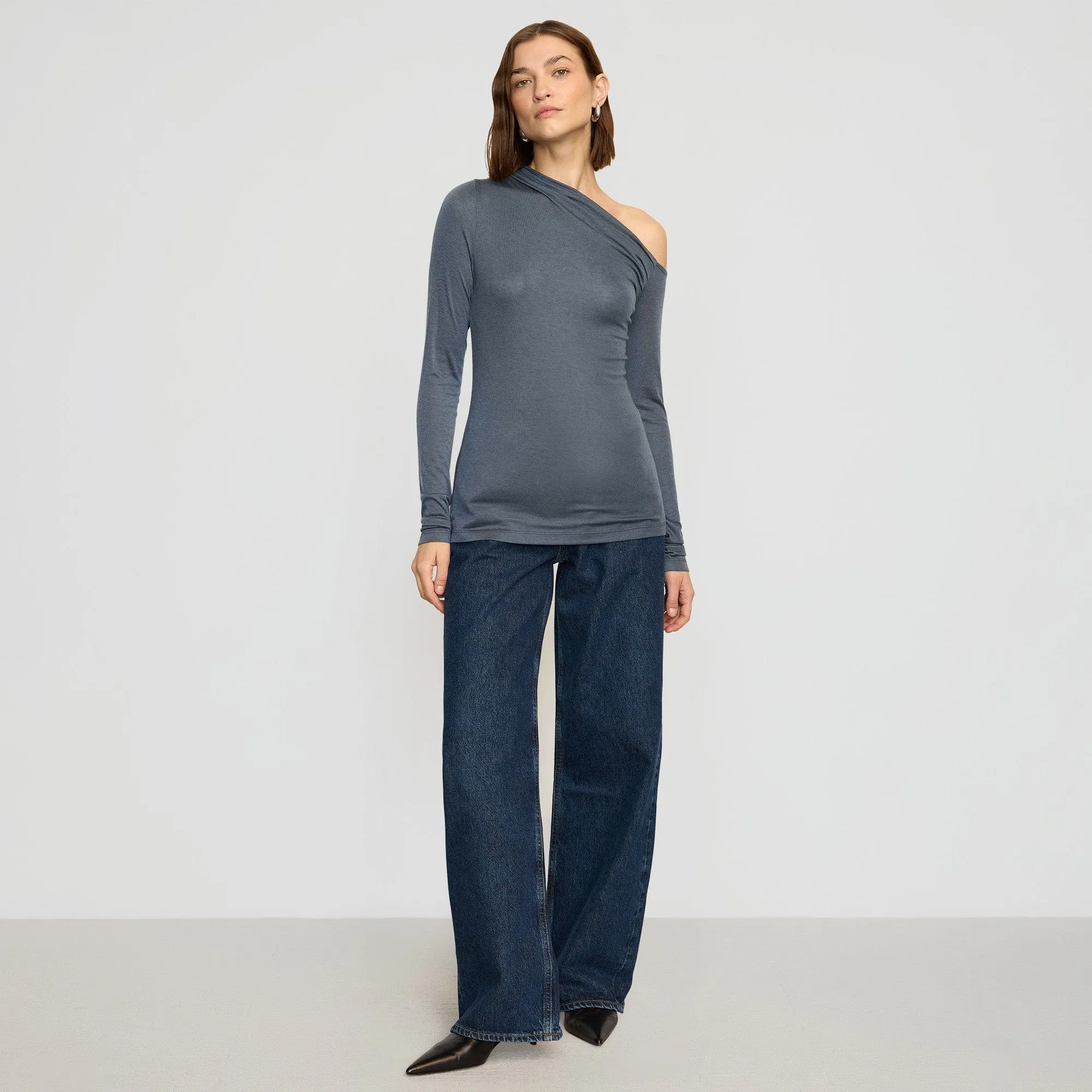 Ayra Tencel-Wool Off-Shoulder Tee Essential Top Outdoor Wear