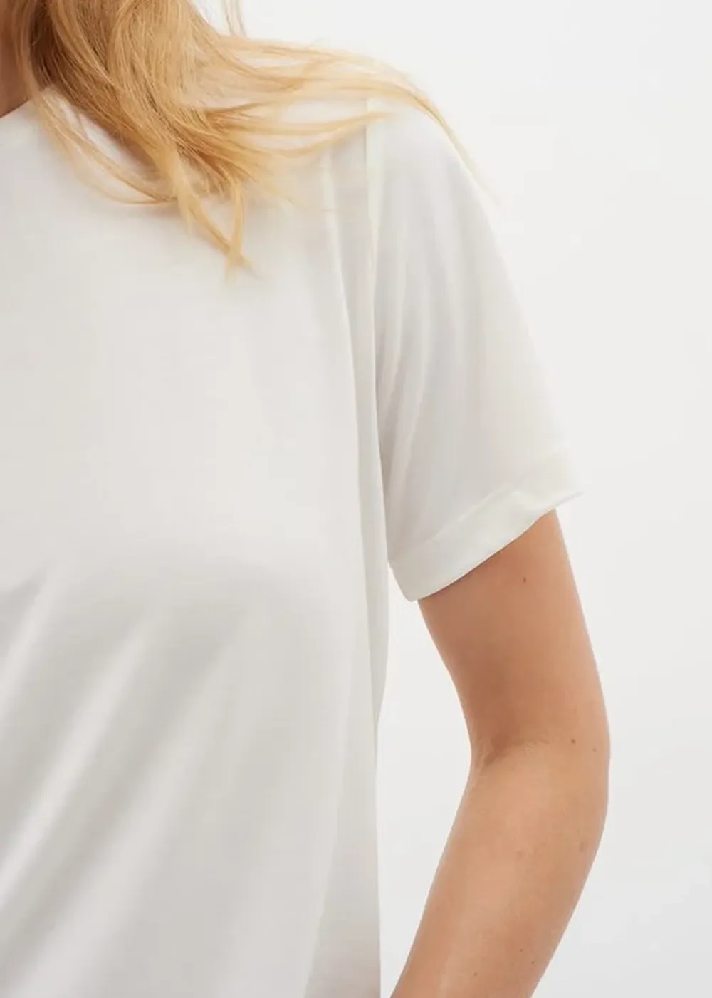 Liliana T-Shirt No Shrink Technology