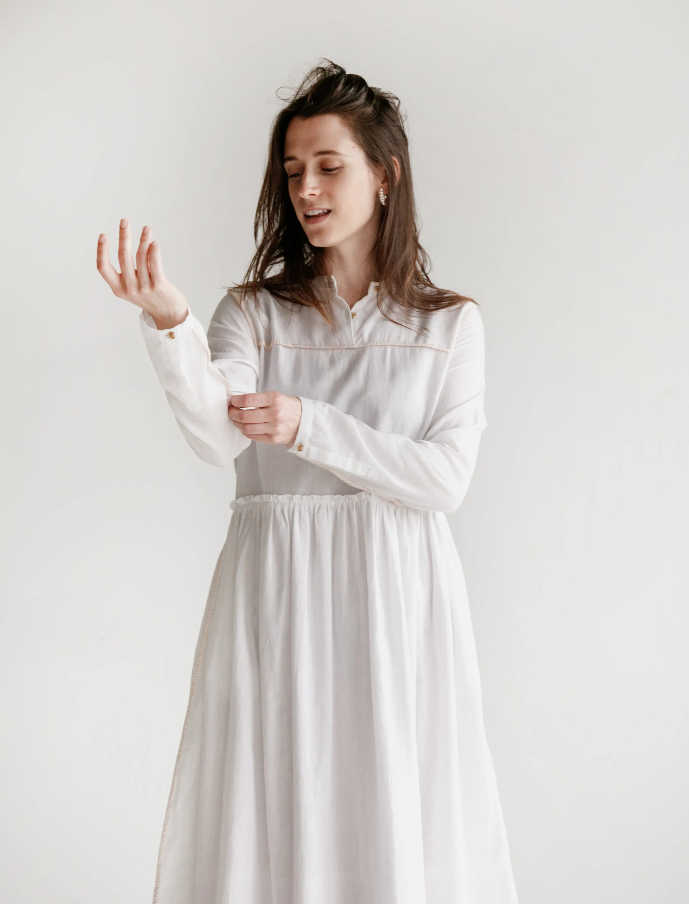 SkinFriendlyElastic Phyphy Double Thread Khadi Dress White