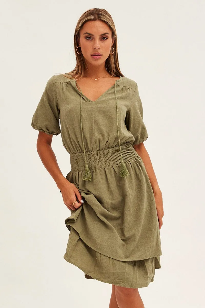 Midi dress with waist tie Green Midi Dress Short Sleeve V Neck
