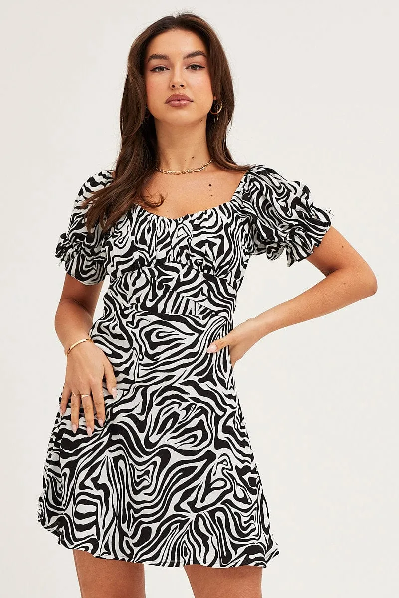 Minimalist Girl Print Midi Dress Short Sleeve Evening