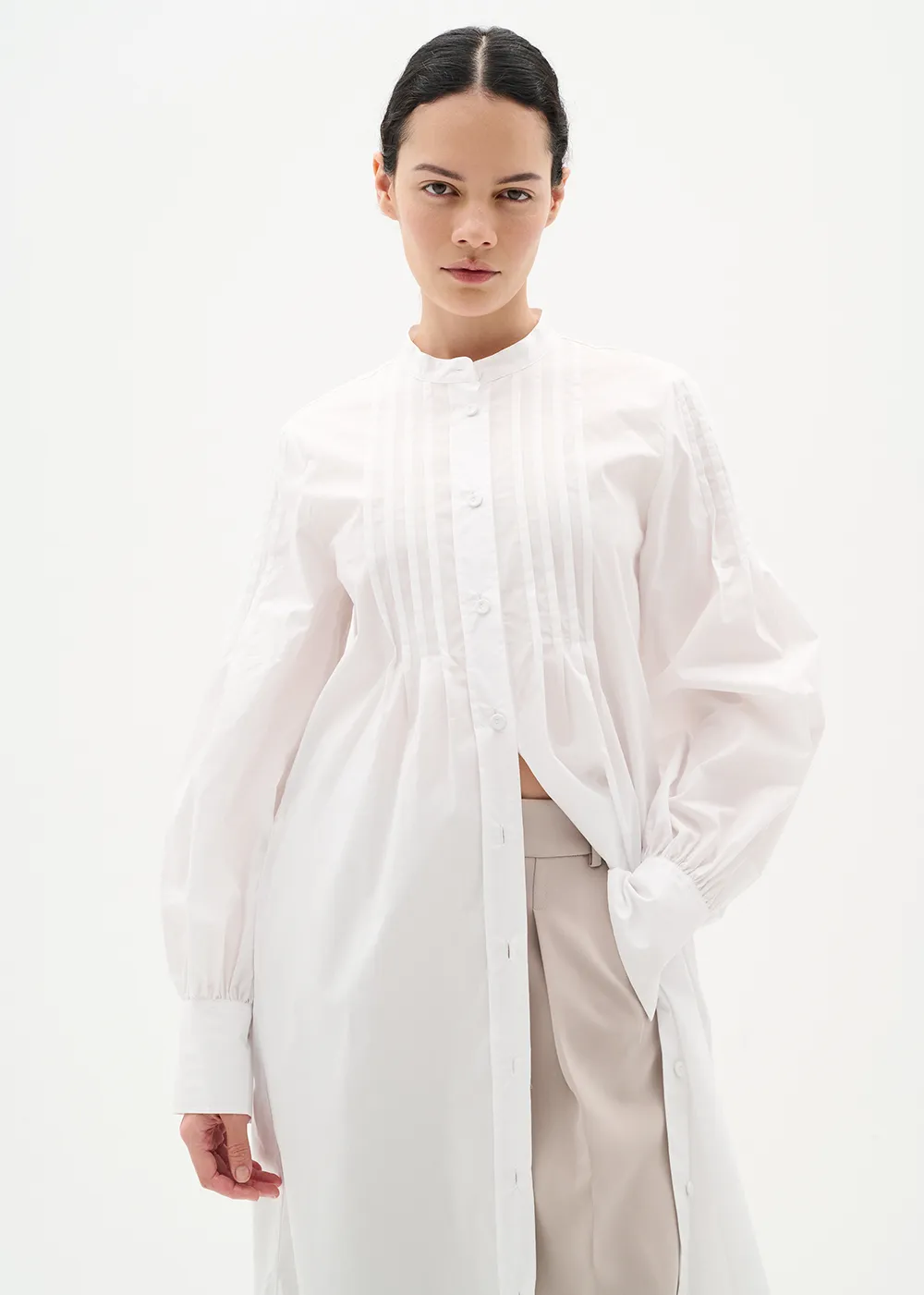 Conor Shirt Dress This dress offers an elegant and refined look for any event or casual outing