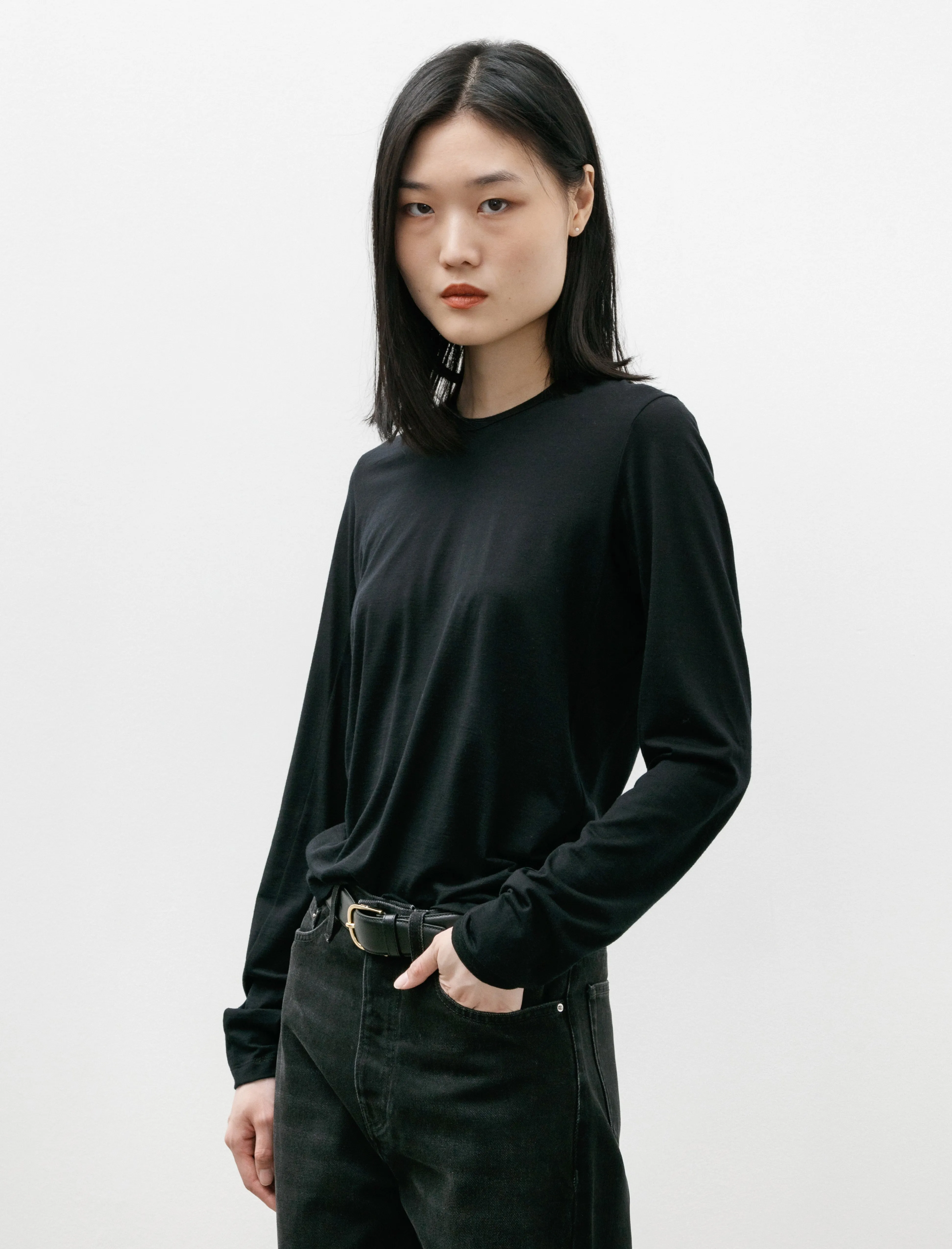 Jump Core Frame LS Crew Black
