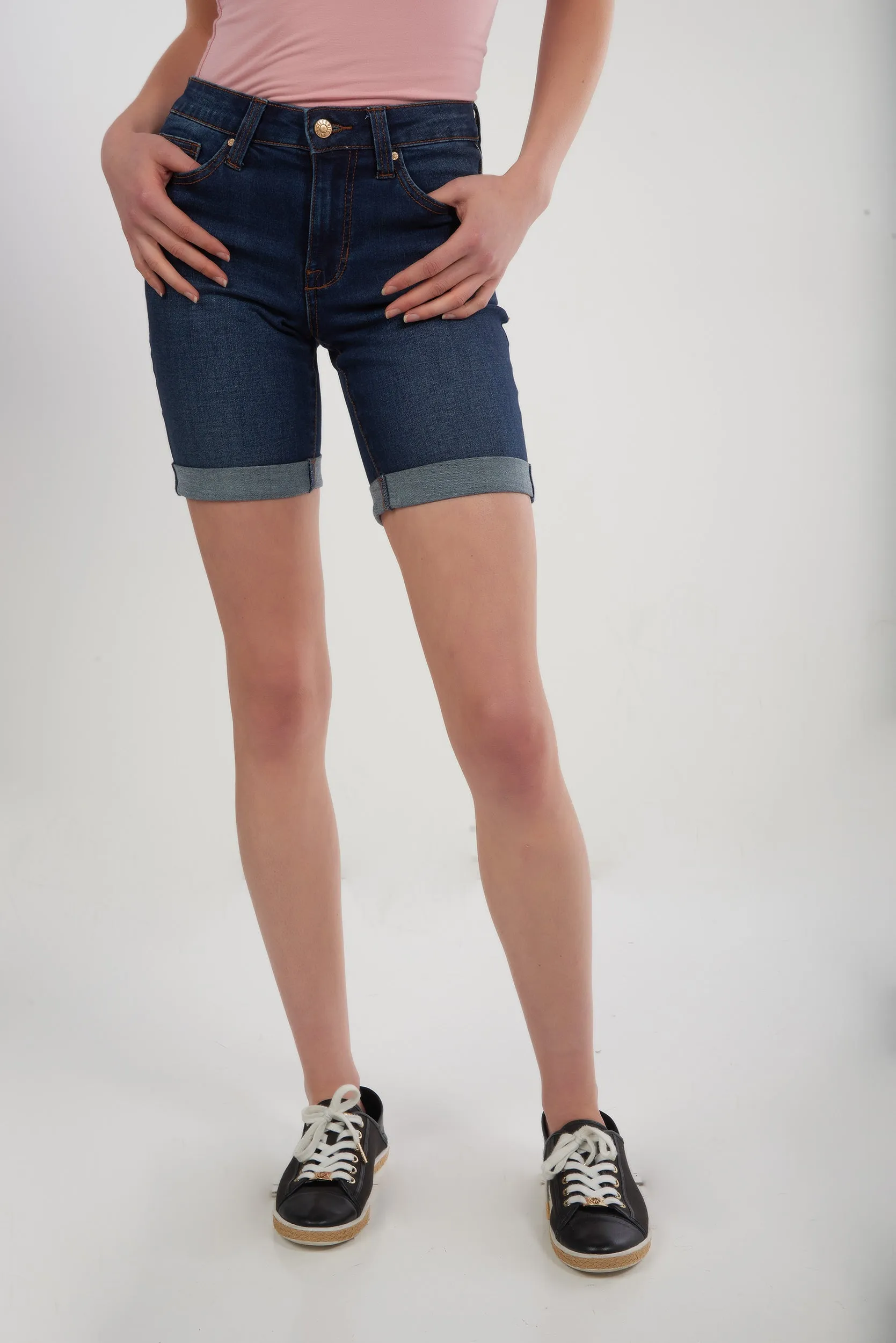 Durable Stitching Bermuda en denim - CJ30808WW03 - (E-C13)