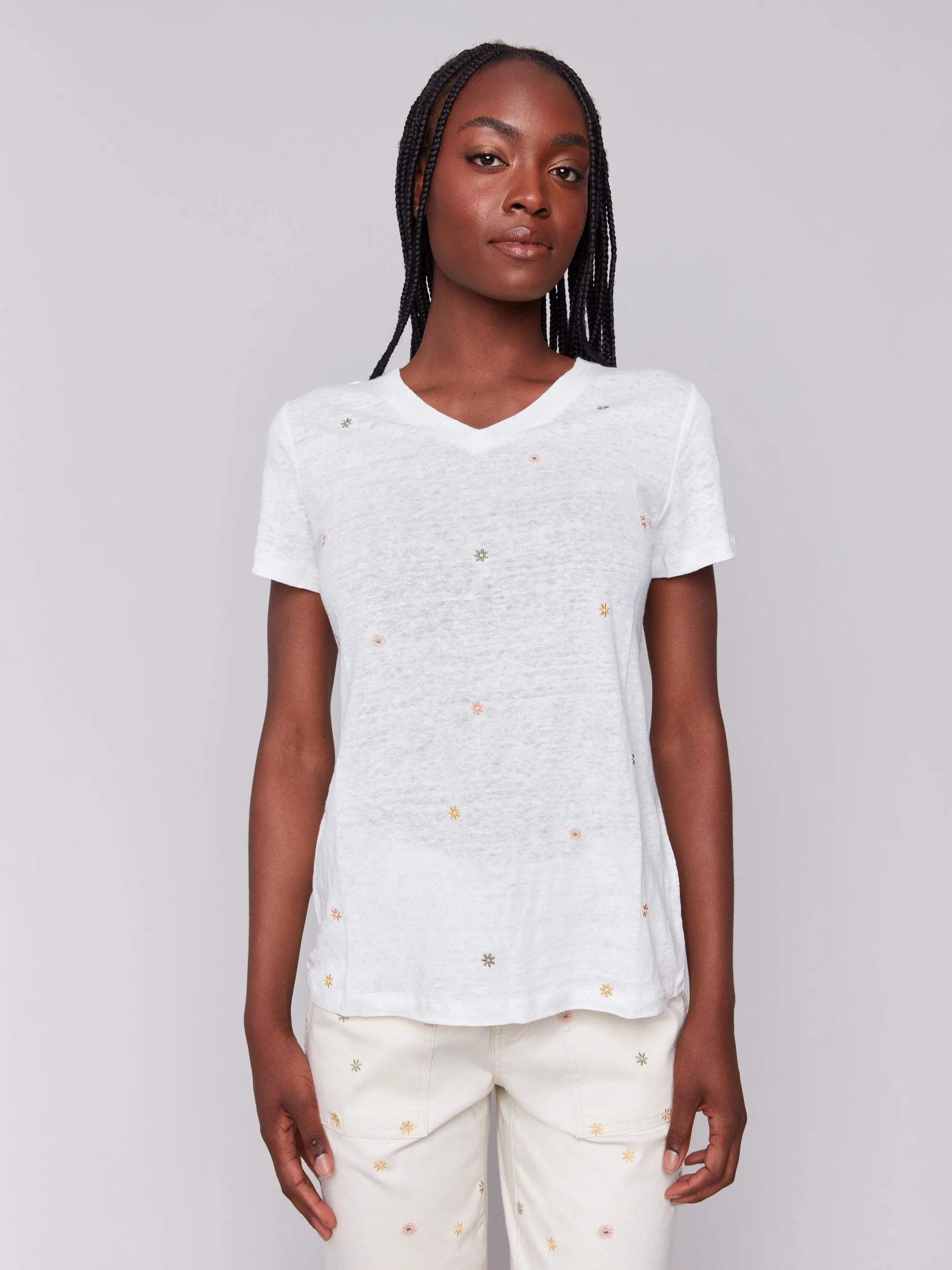 Beach Outfit Embroidered Cotton V-Neck T-Shirt - Floral